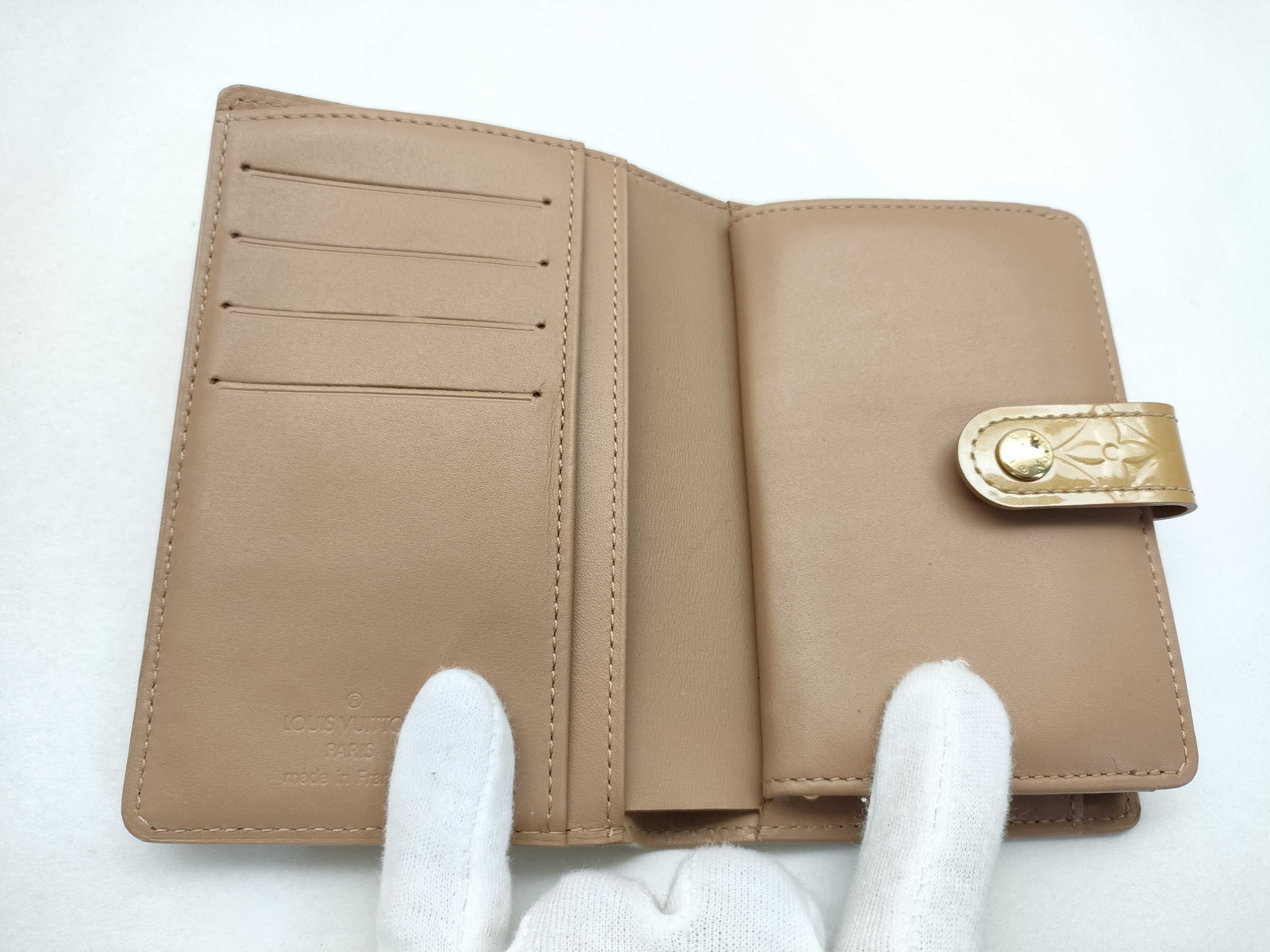 Vernis Louis Vuitton Monogram Vernis Portemonnaie Billet Viennois Noisette Beige M91361 Accessories: Dust bag Wallet — view 7