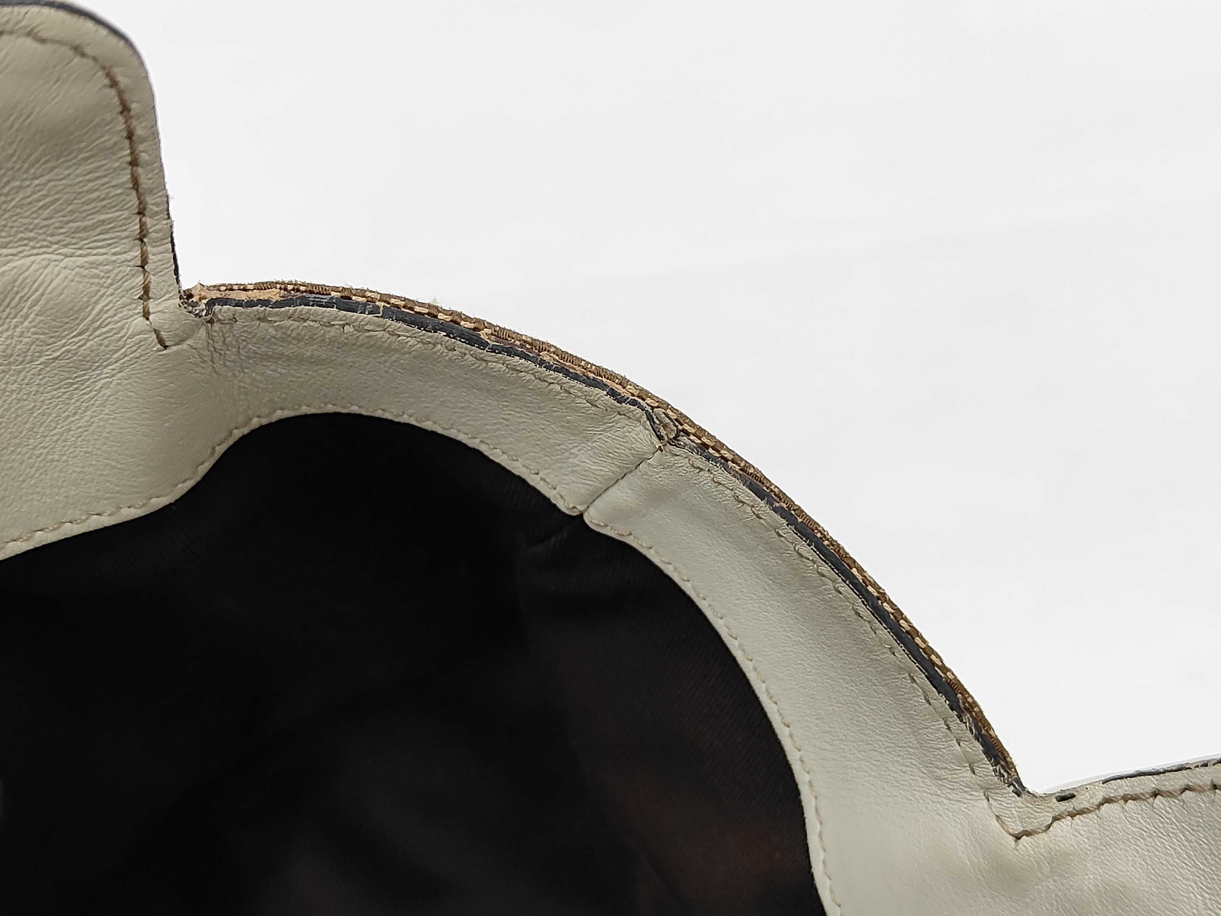 GG Canvas Gucci Abbey Handbag — view 11