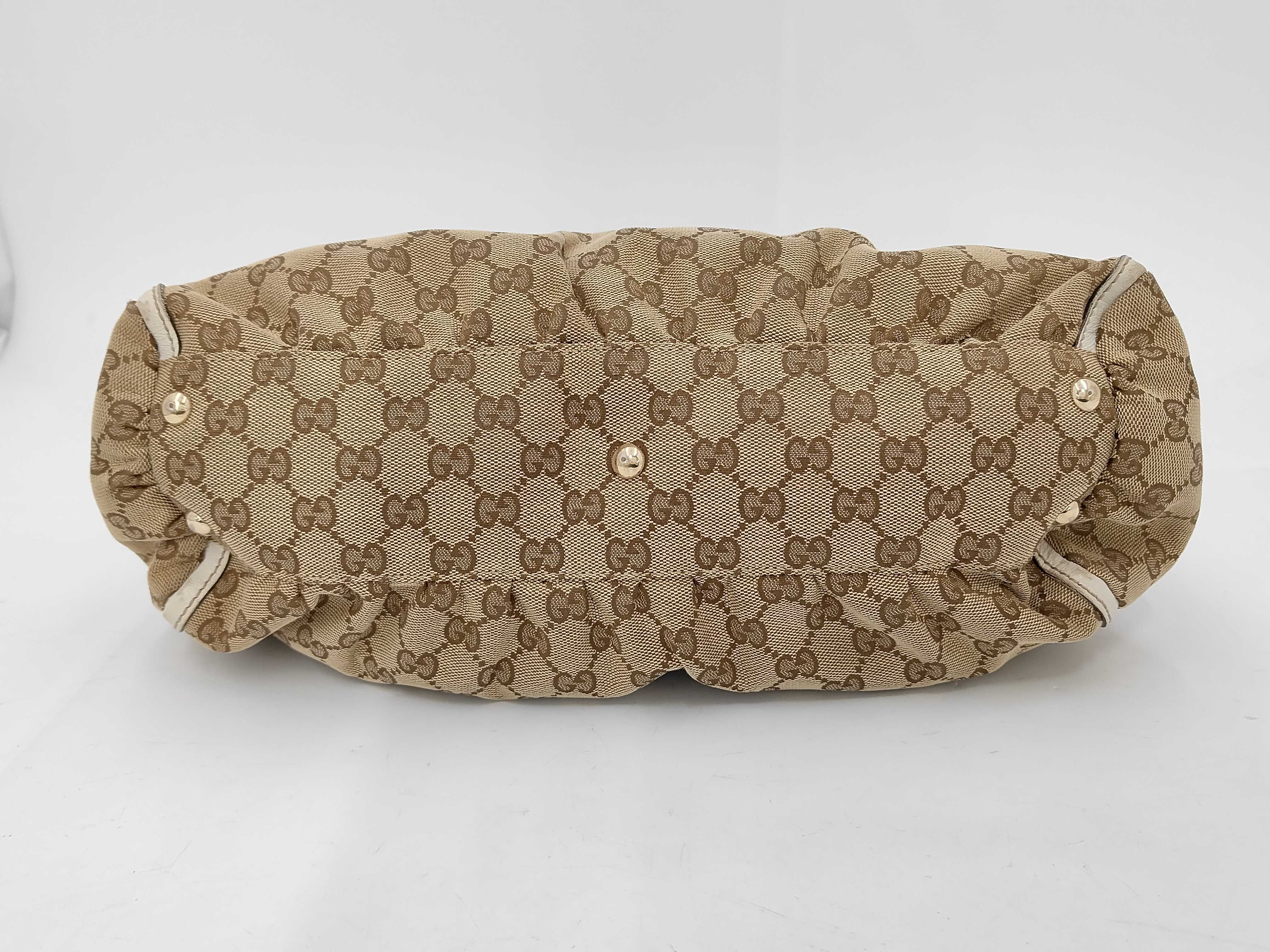 GG Canvas Gucci Abbey Handbag — view 6