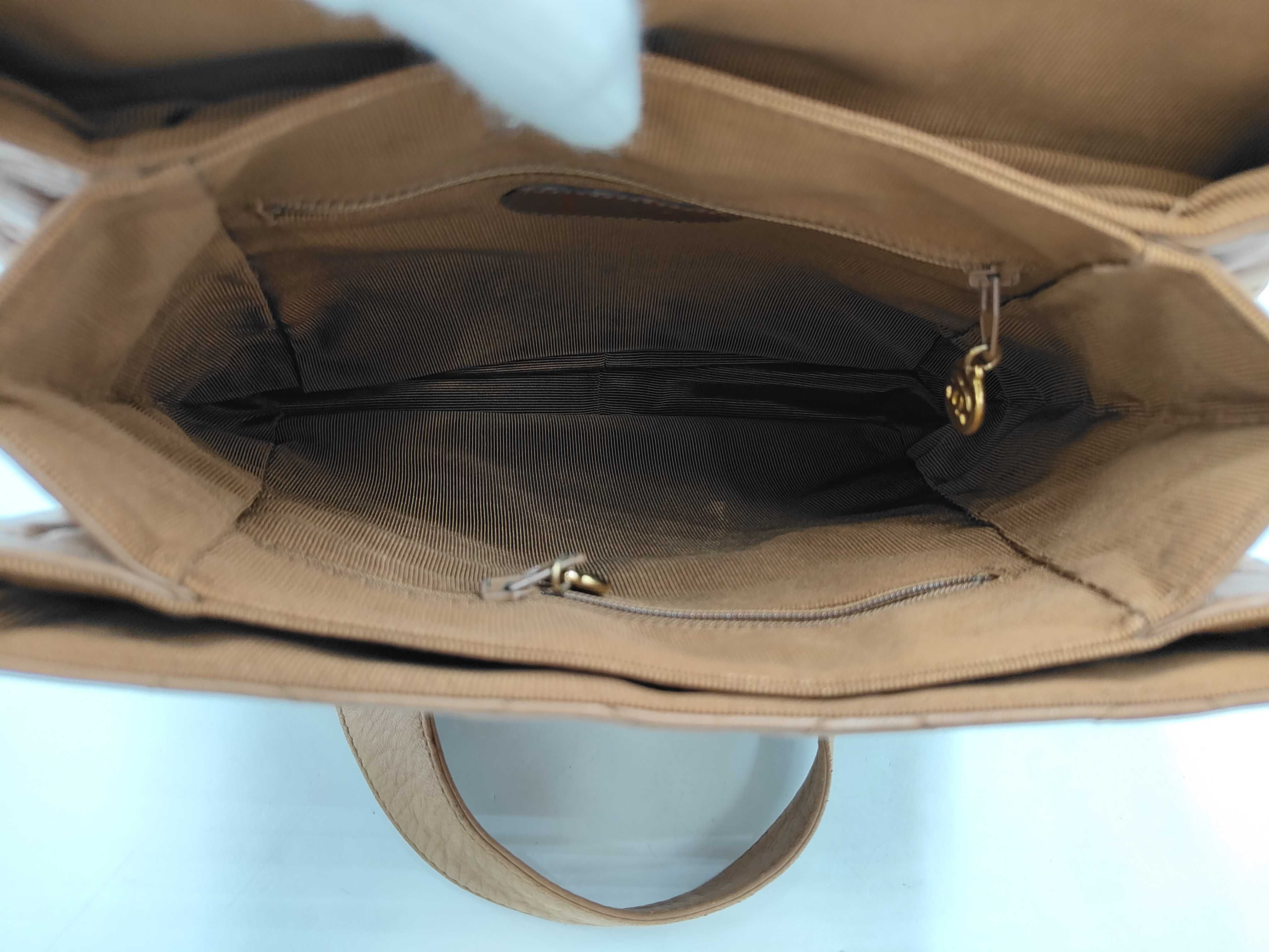 Matelassé Coco Mark Turnlock Shoulder Bag (with serial number sticker) — view 14