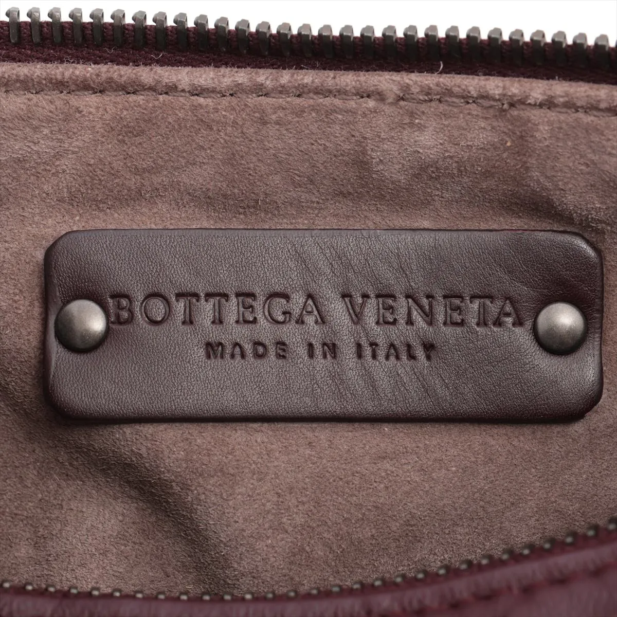 Intrecciato Leather Handbag Bordeaux — view 9