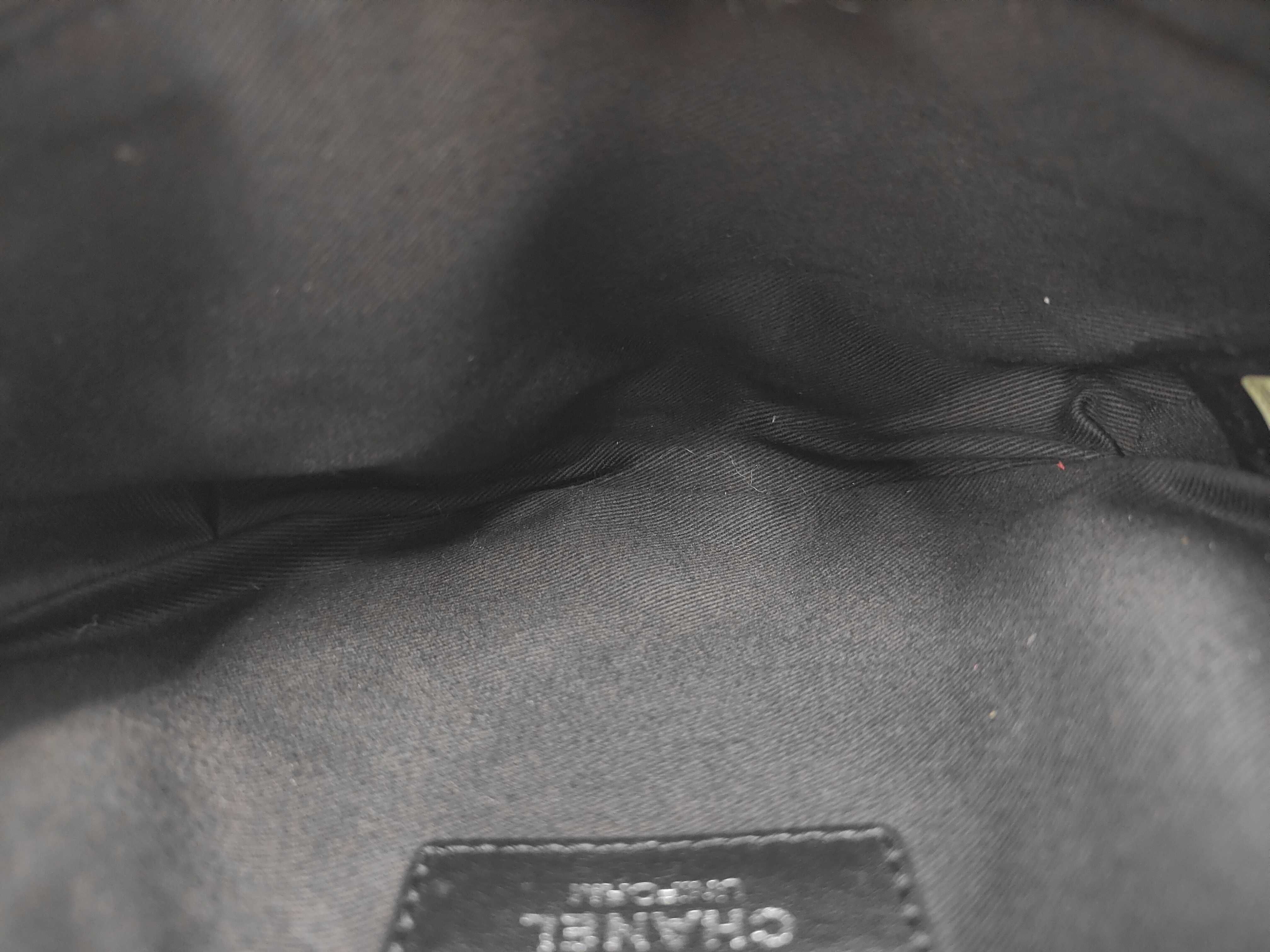 Matelassé Body Bag (Uniform Style, Card Holder, Waist Bag) — view 9