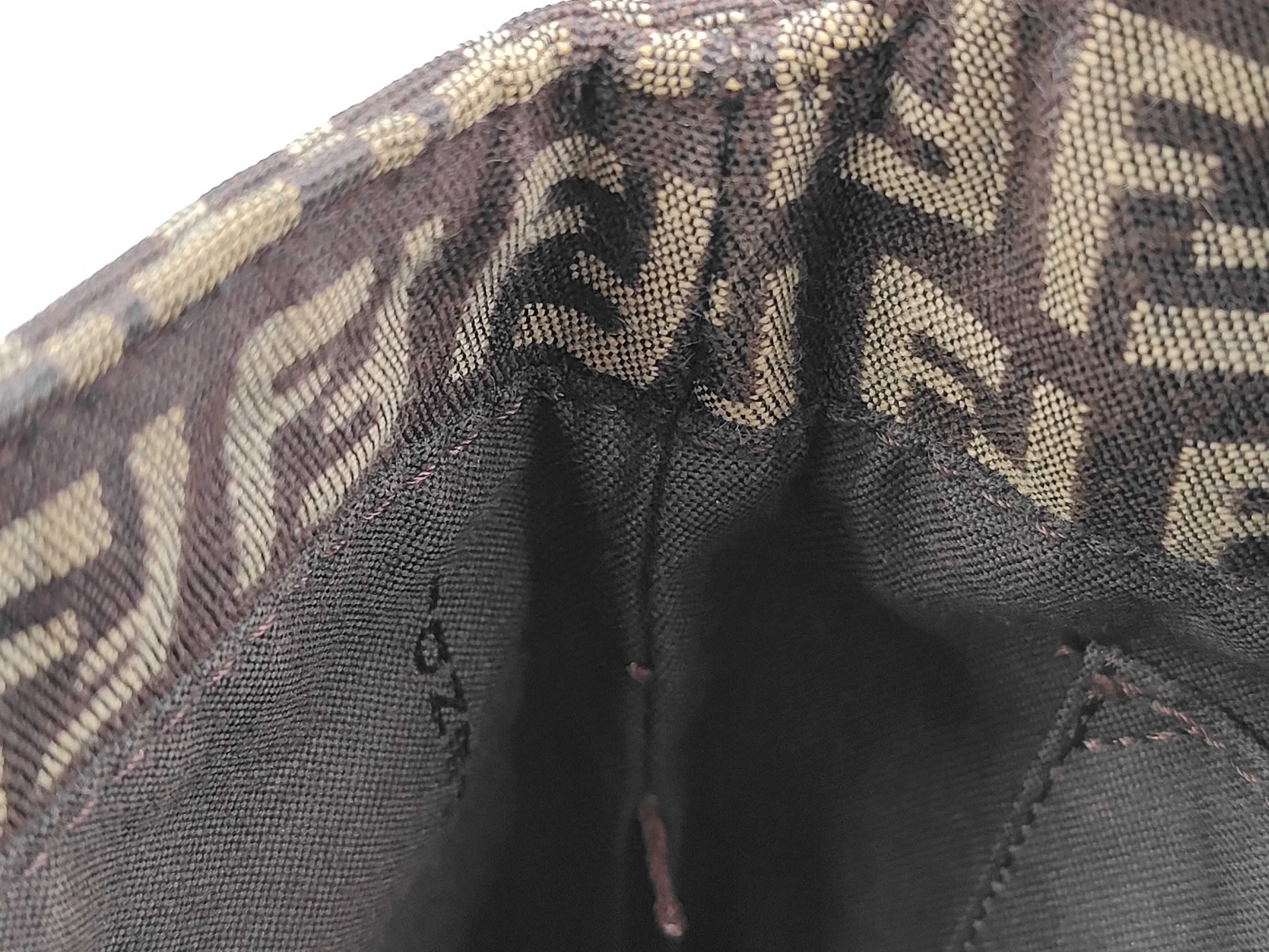 Zucchino Canvas Shoulder Bag — view 13