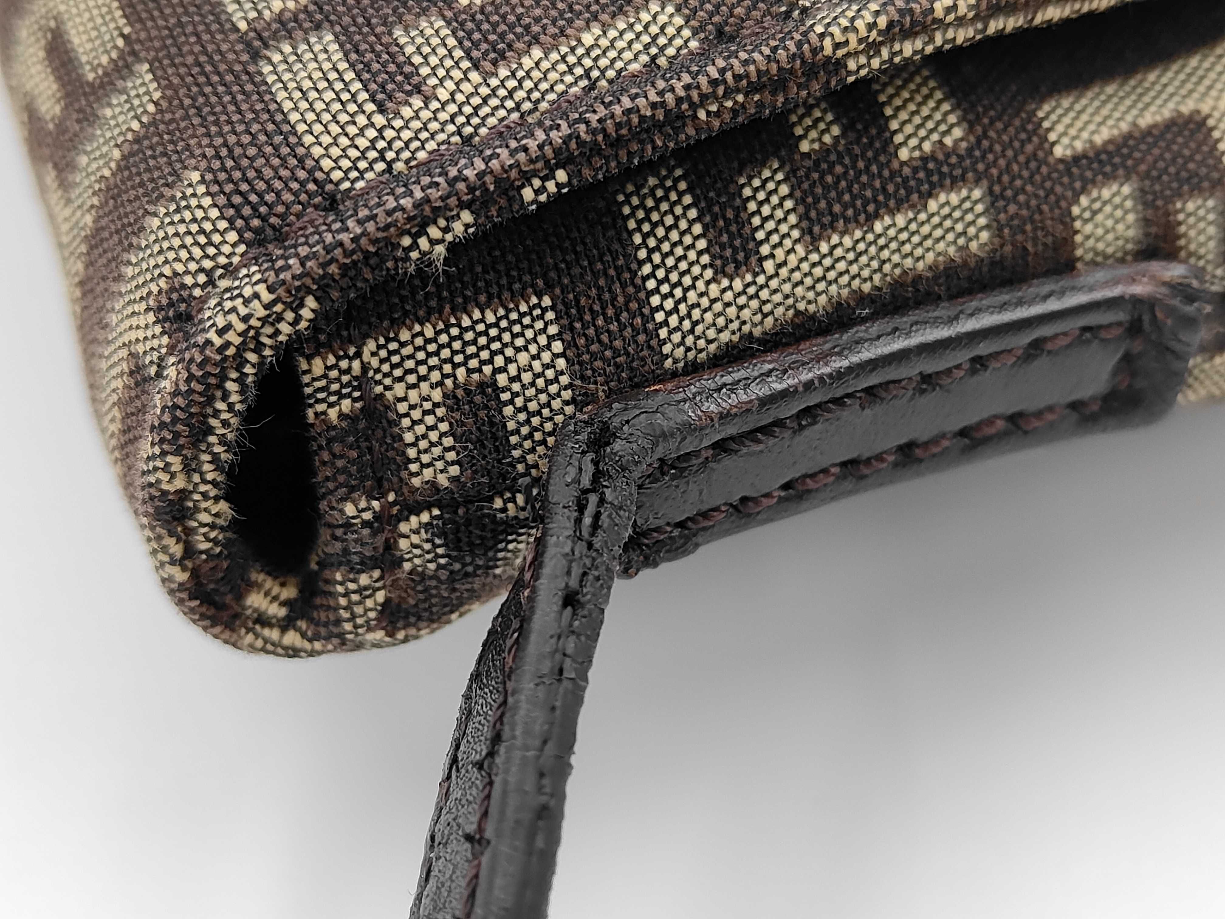 Zucchino Canvas Shoulder Bag — view 7