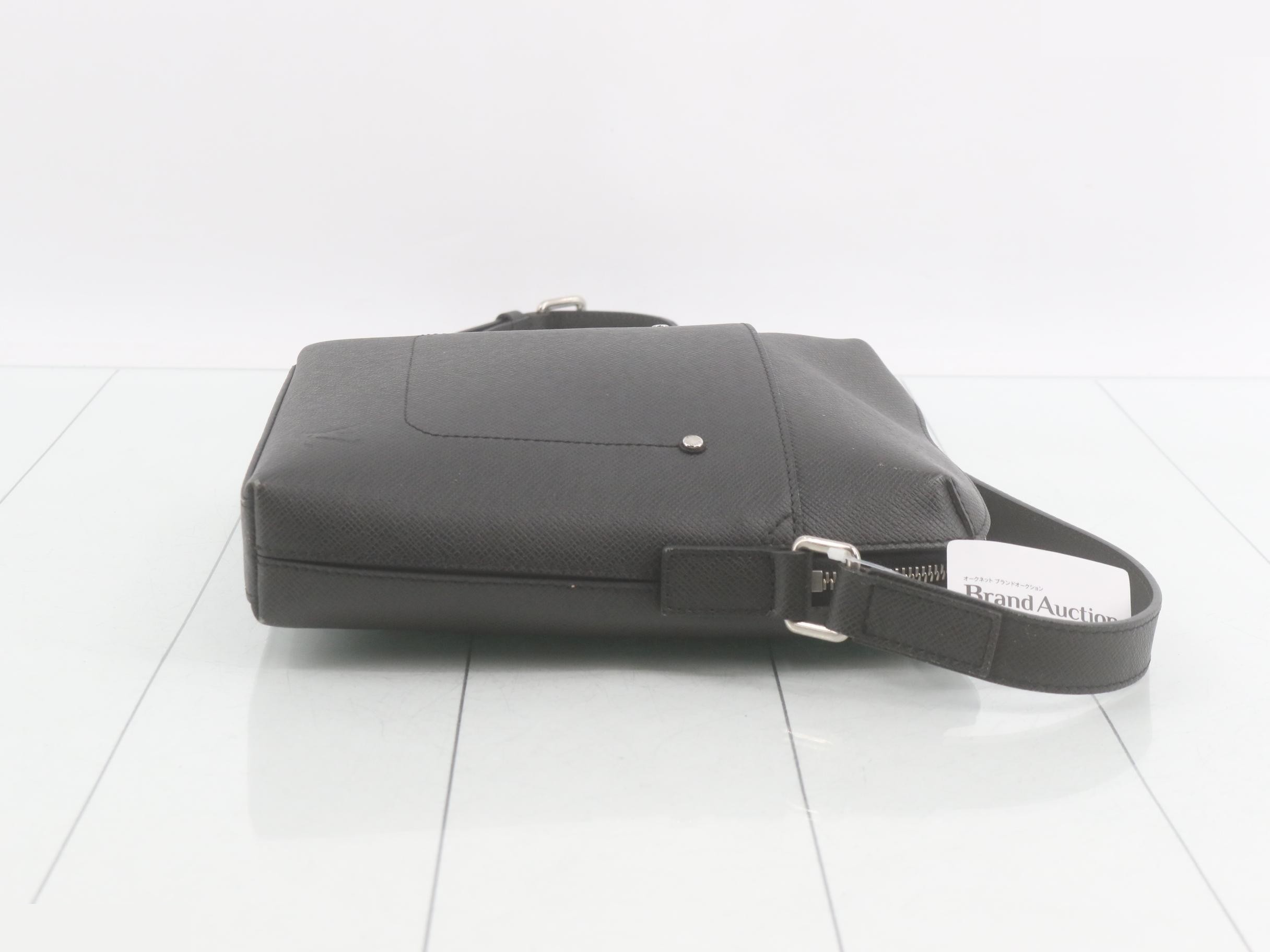 Taiga Pochette Grigori Shoulder Bag — view 3