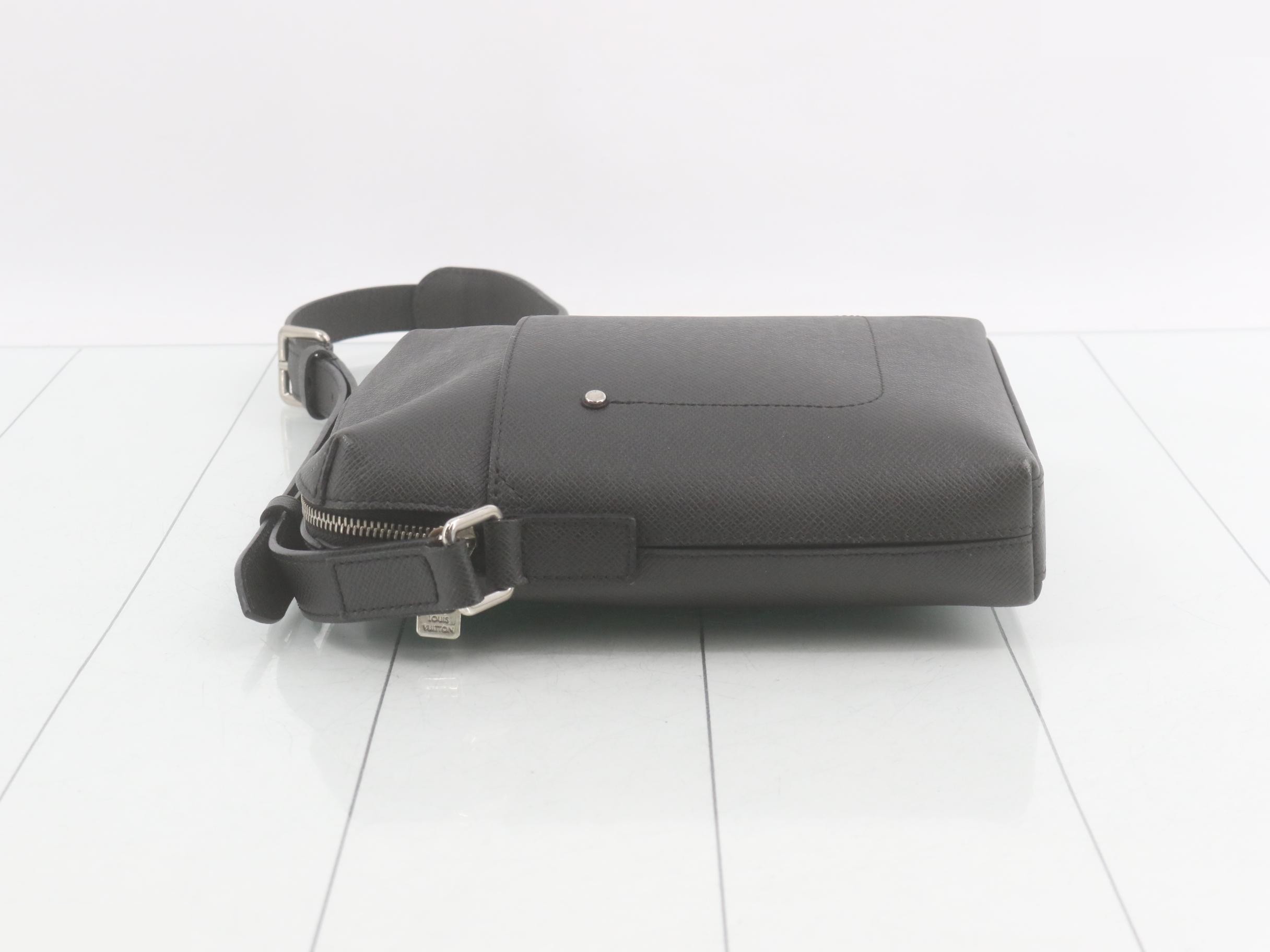 Taiga Pochette Grigori Shoulder Bag — view 4