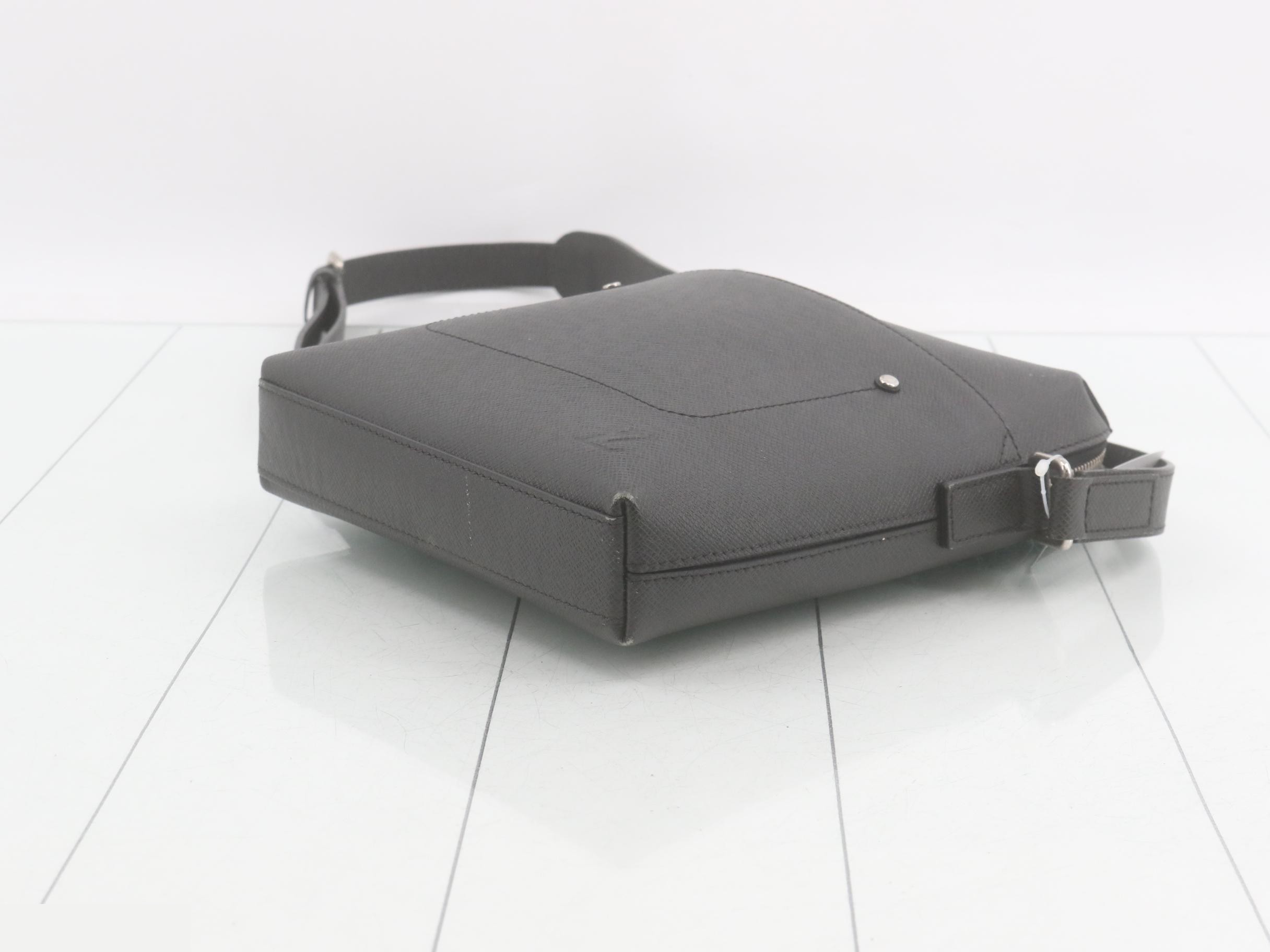 Taiga Pochette Grigori Shoulder Bag — view 6