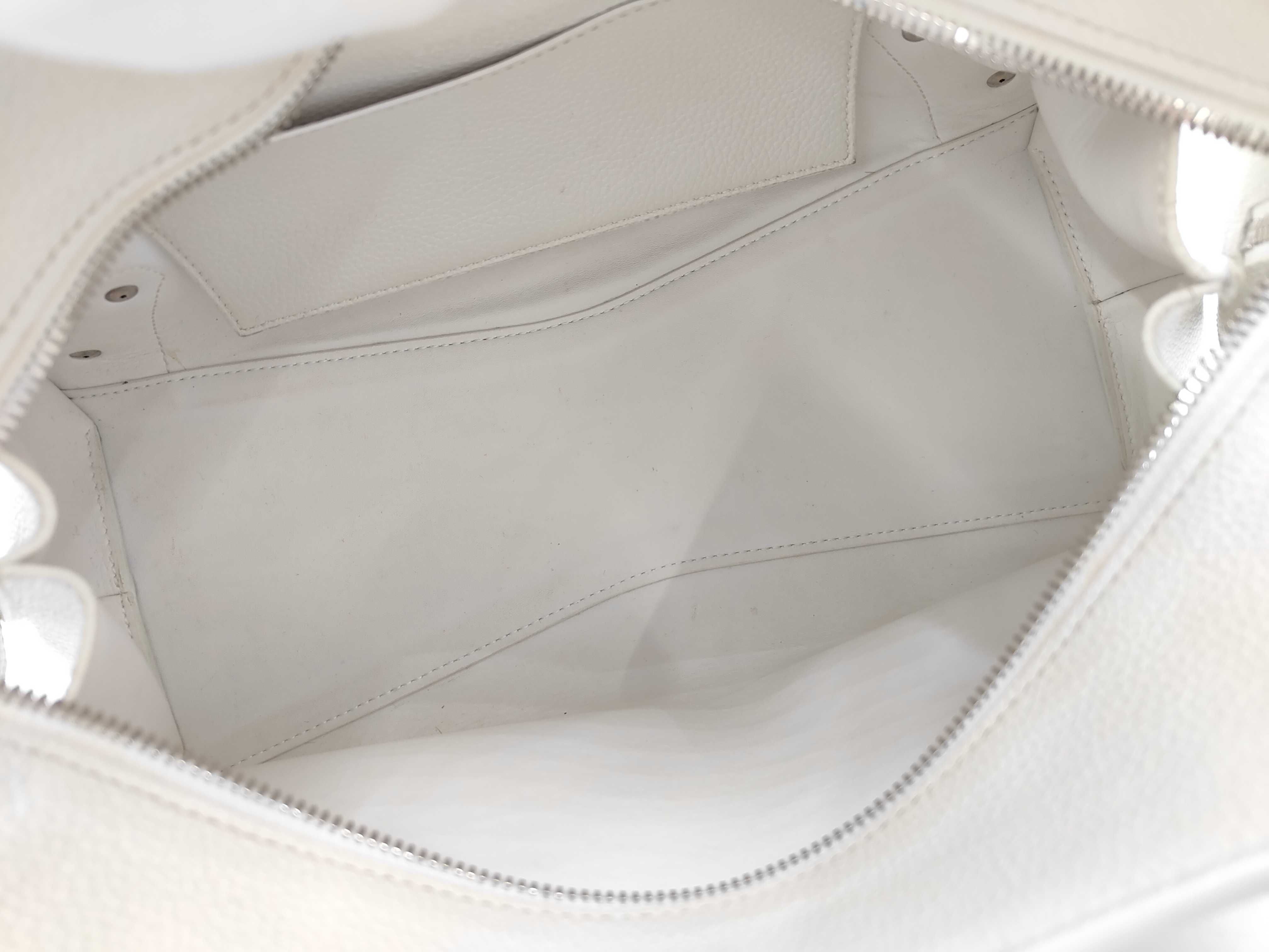 Neoclassic City Off-White Handbag — view 11