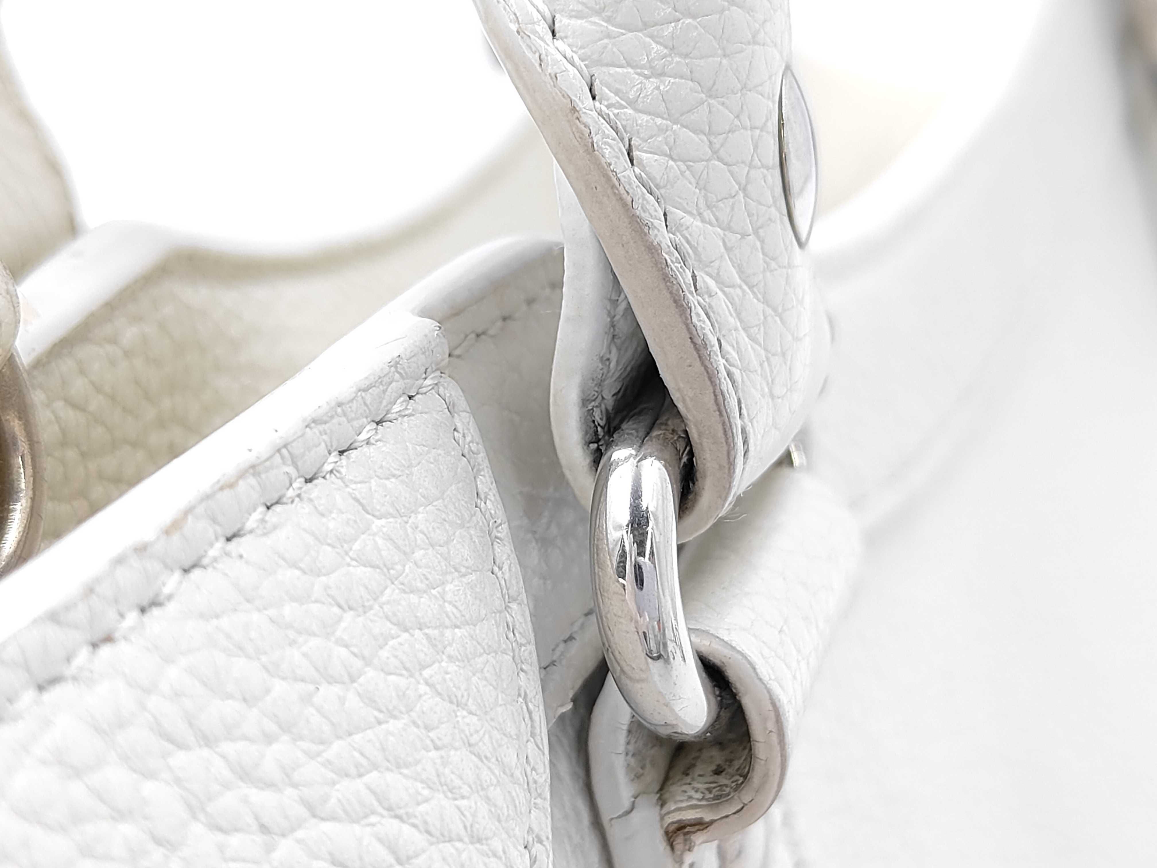 Neoclassic City Off-White Handbag — view 3