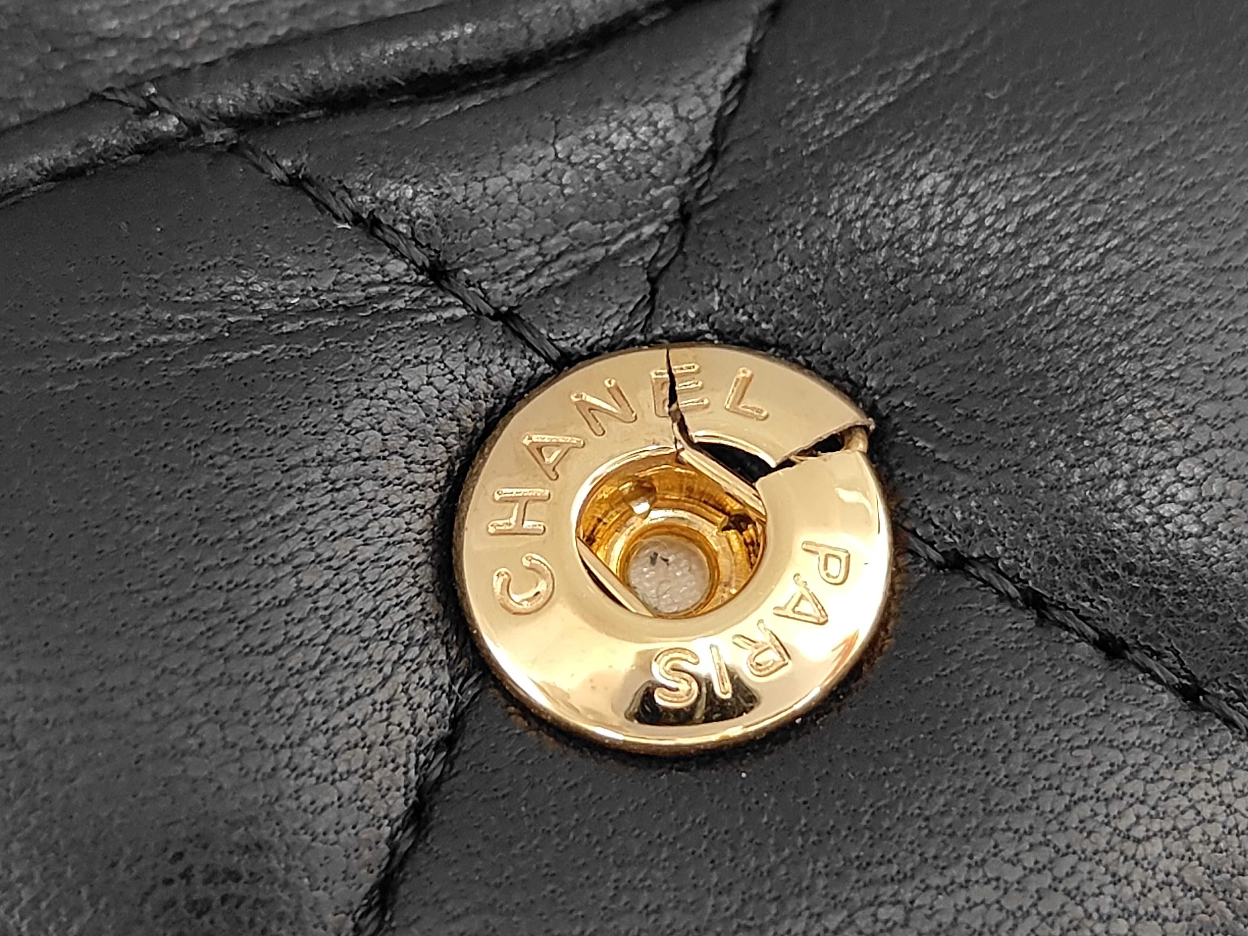 Matelassé 25 Double Flap Lambskin Chain Shoulder Bag (Serial Number 18) — view 10