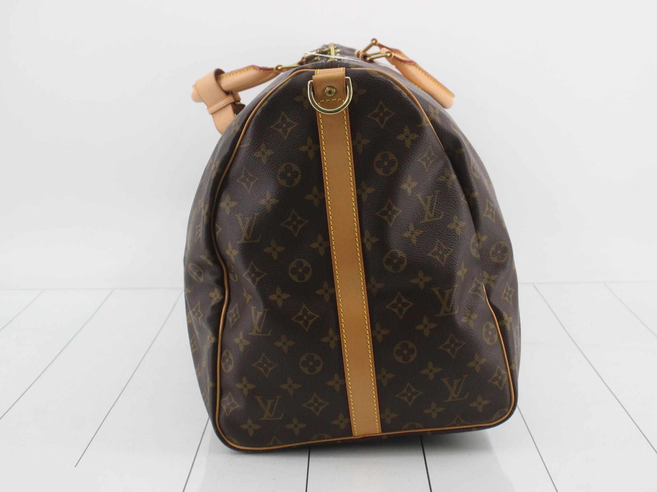 Keepall Bandoulière 60 MB0071 - Includes strap, handle, key, and 2 keys. — view 3