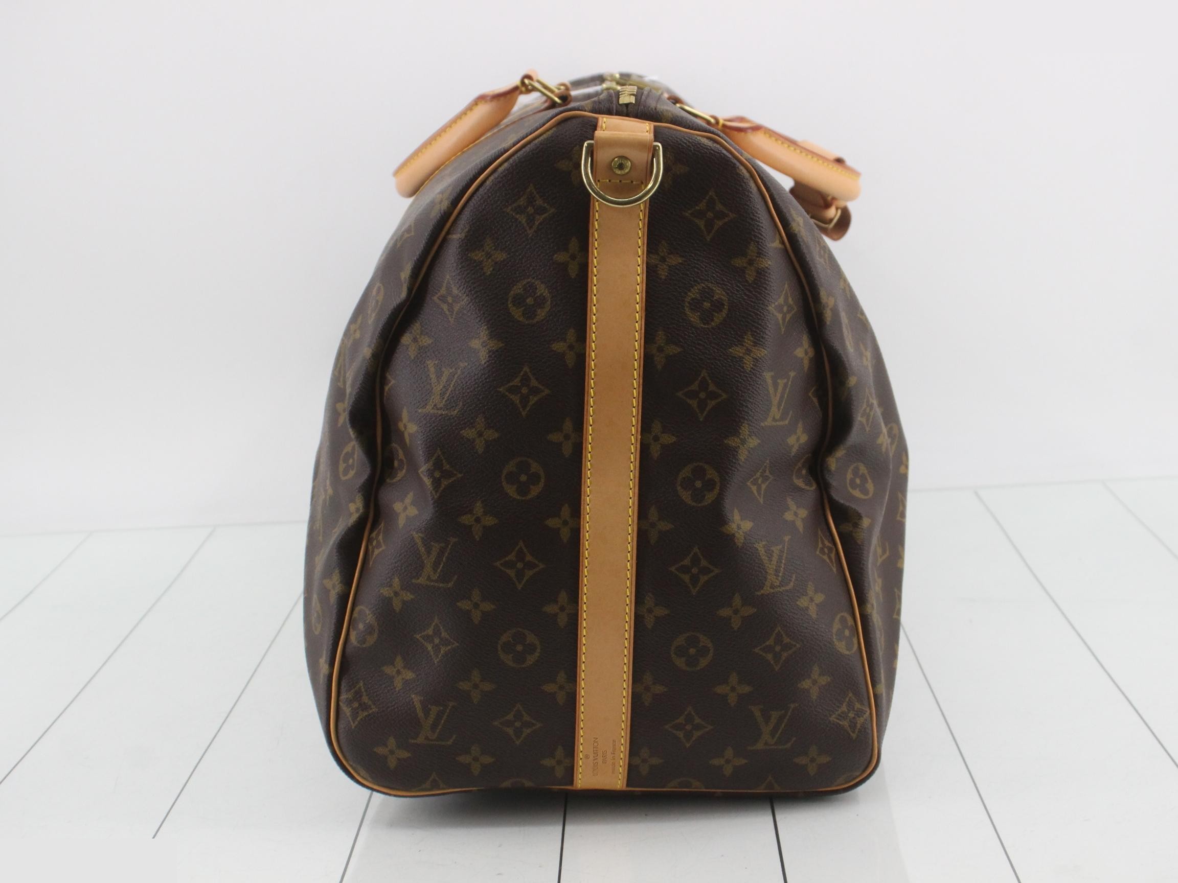 Keepall Bandoulière 60 MB0071 - Includes strap, handle, key, and 2 keys. — view 4