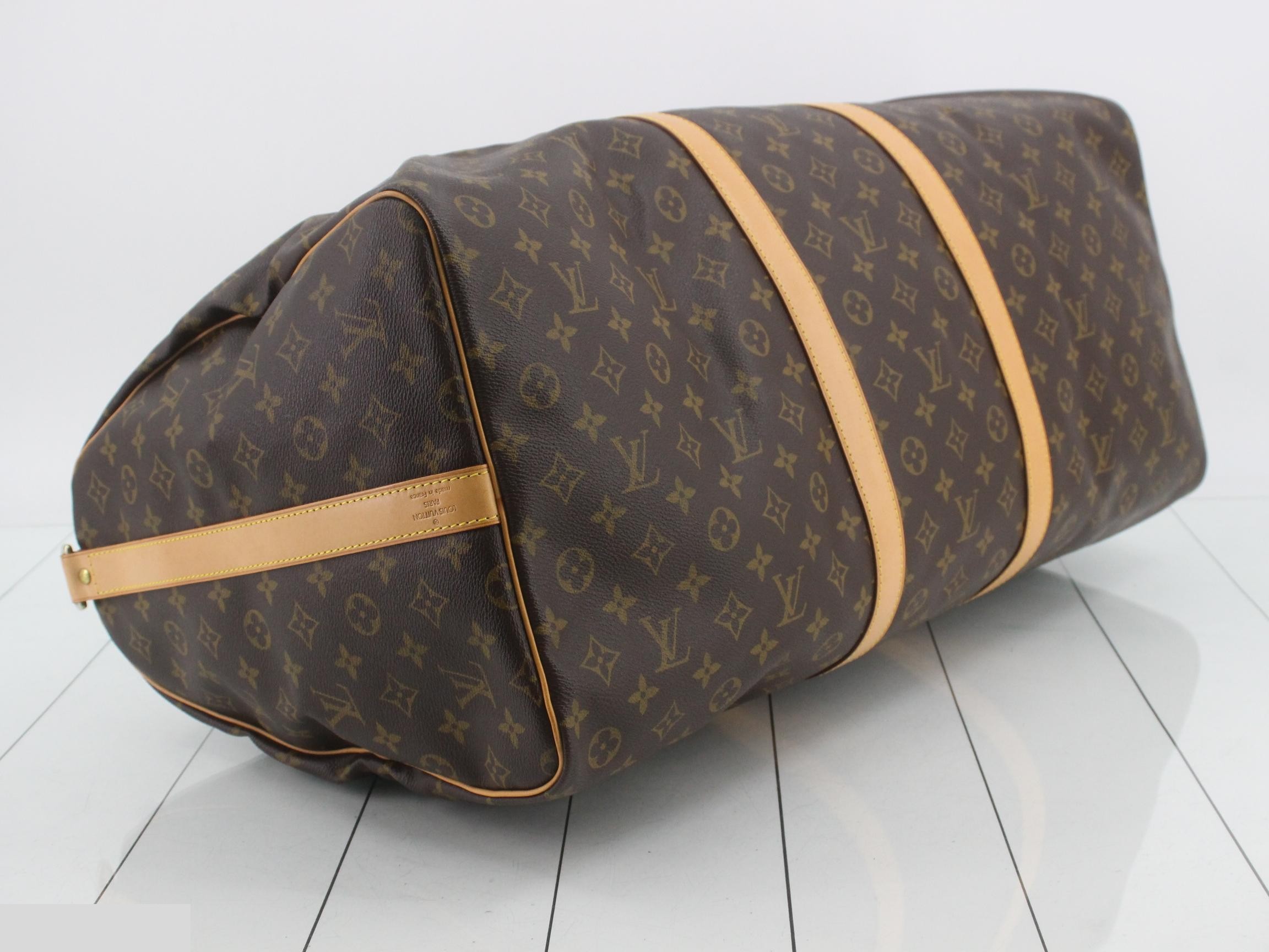 Keepall Bandoulière 60 MB0071 - Includes strap, handle, key, and 2 keys. — view 5
