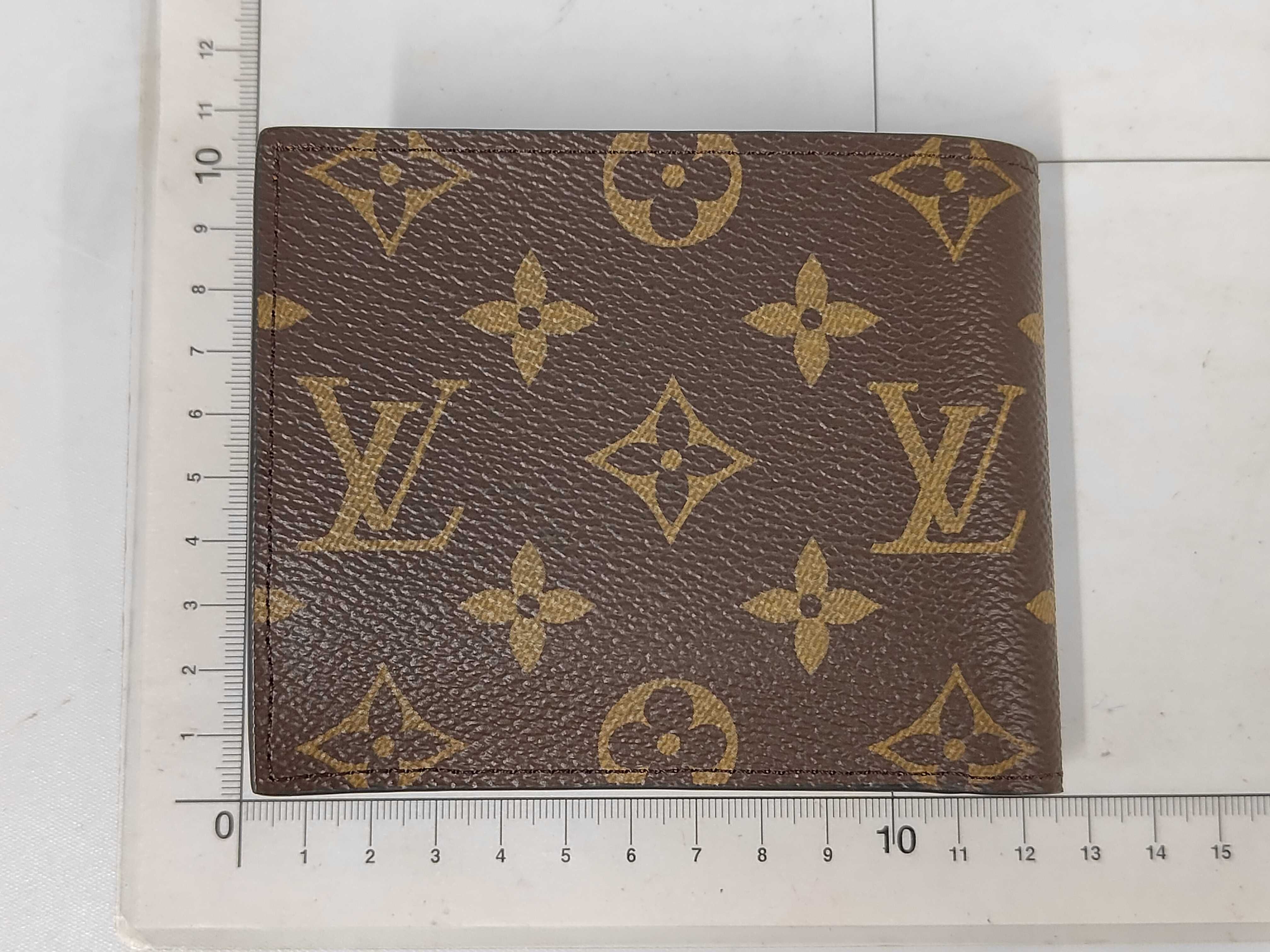 LV Monogram Portefeuille Marco NM M62288 RFID Wallet — view 2