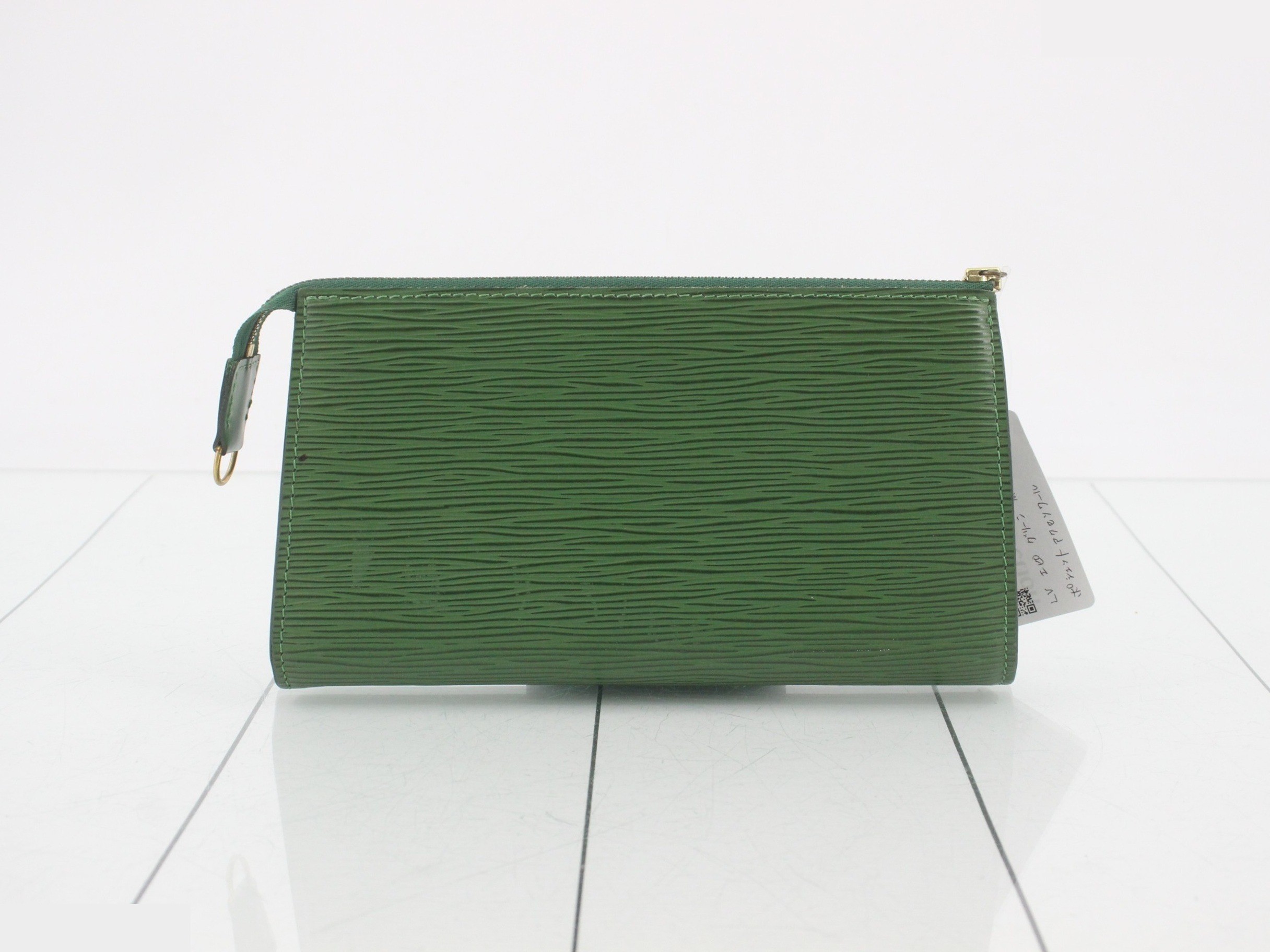LV Epi M52944 Pochette Accessoires Borneo Green — view 2