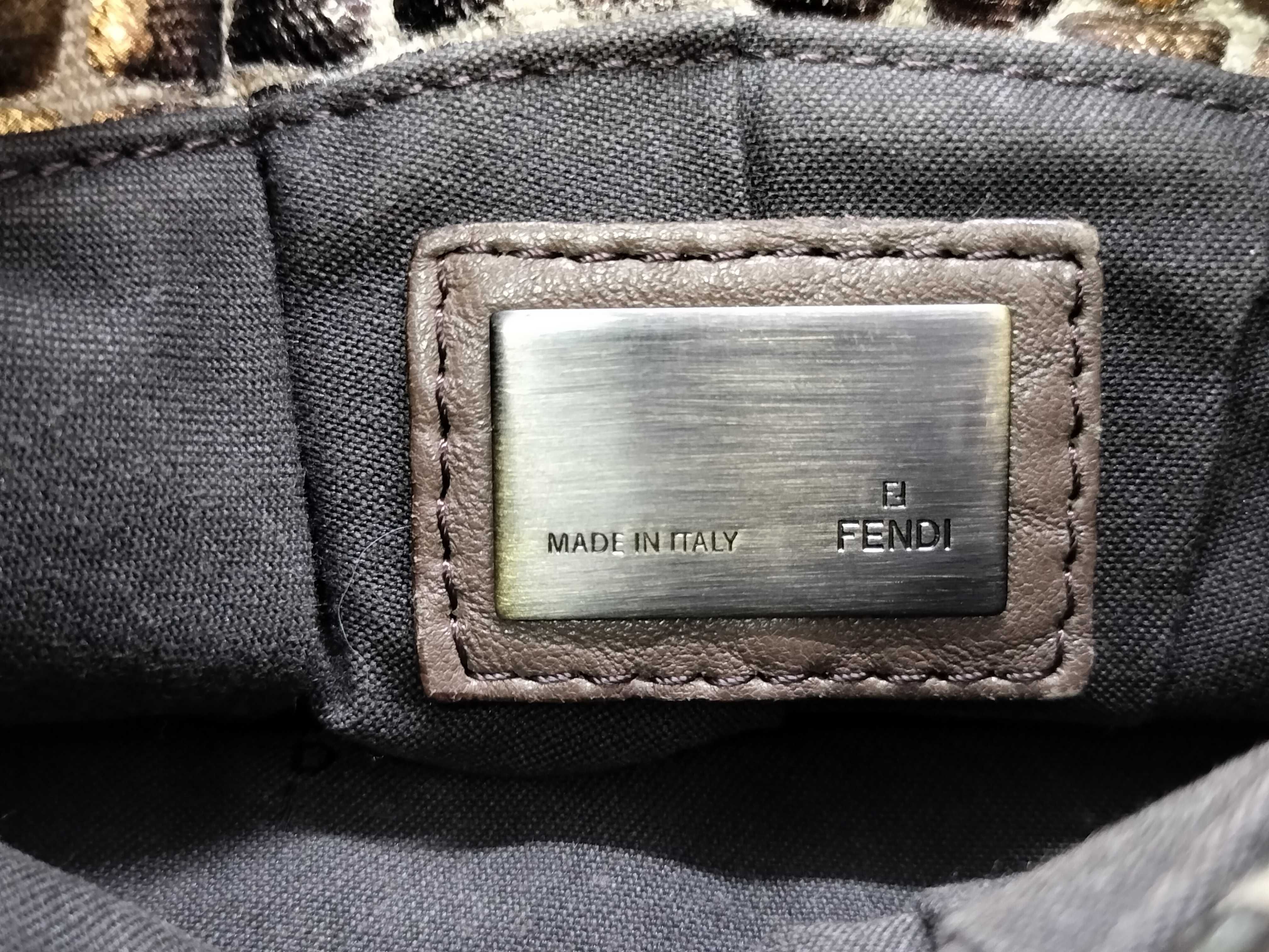 Chef Shoulder Bag, Metallic Jacquard, Logo Charm, Handbag — view 8