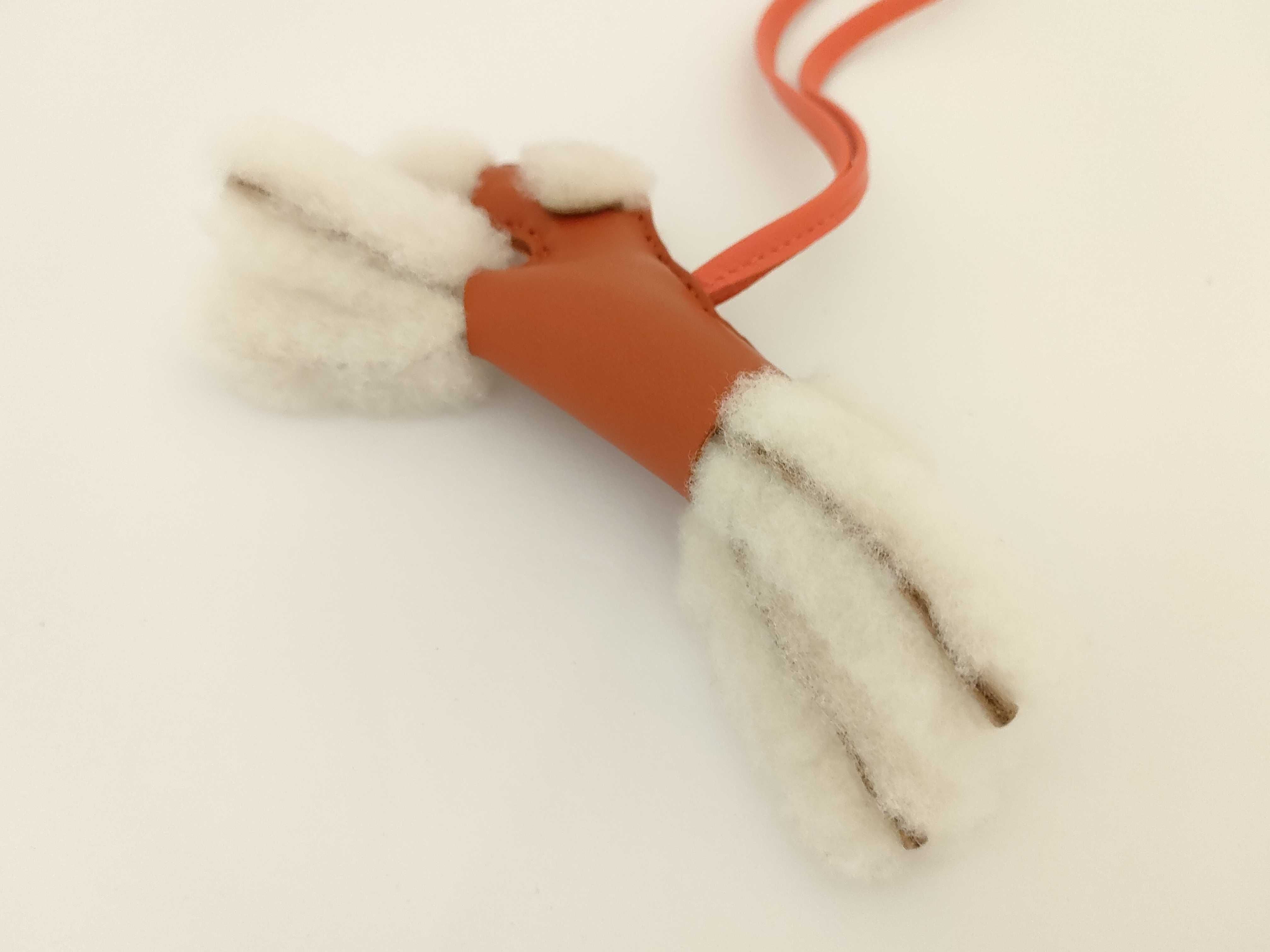Buddy Charm, Cornelian, U stamp, Unused, Hermes Charm — view 4