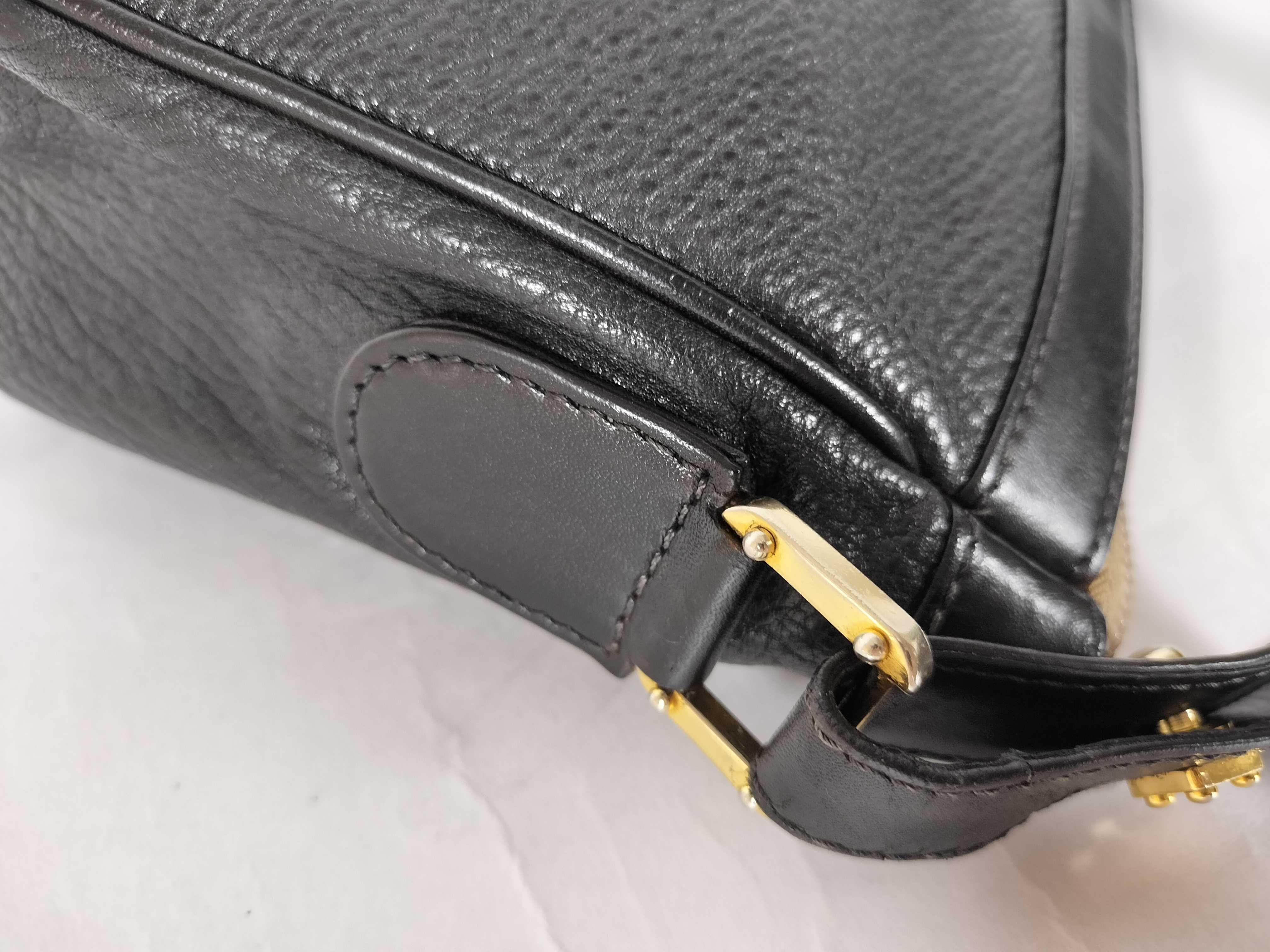 Anagram Grained Leather Shoulder Bag — view 5