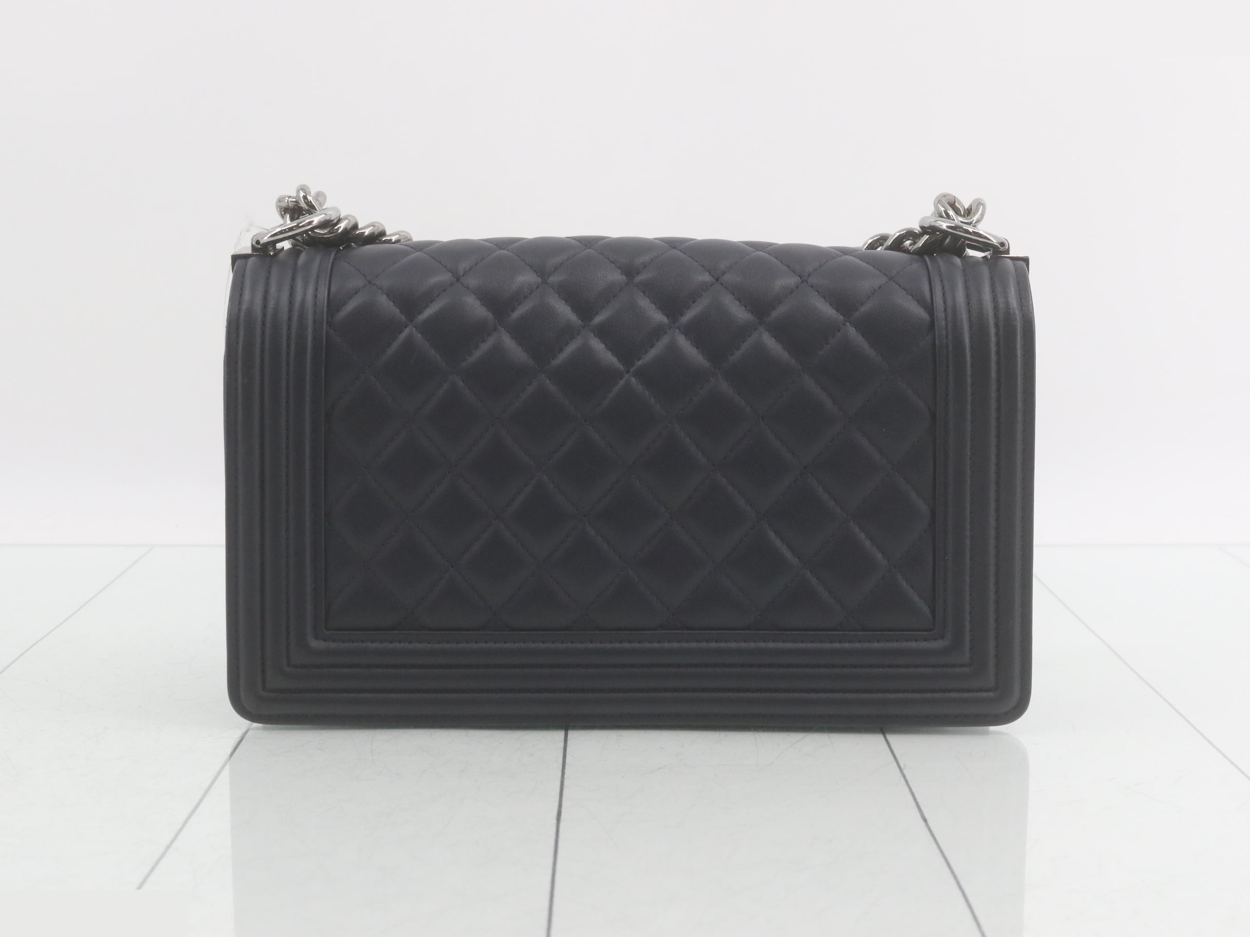 Boy Chanel shoulder bag, with sticker. — view 2