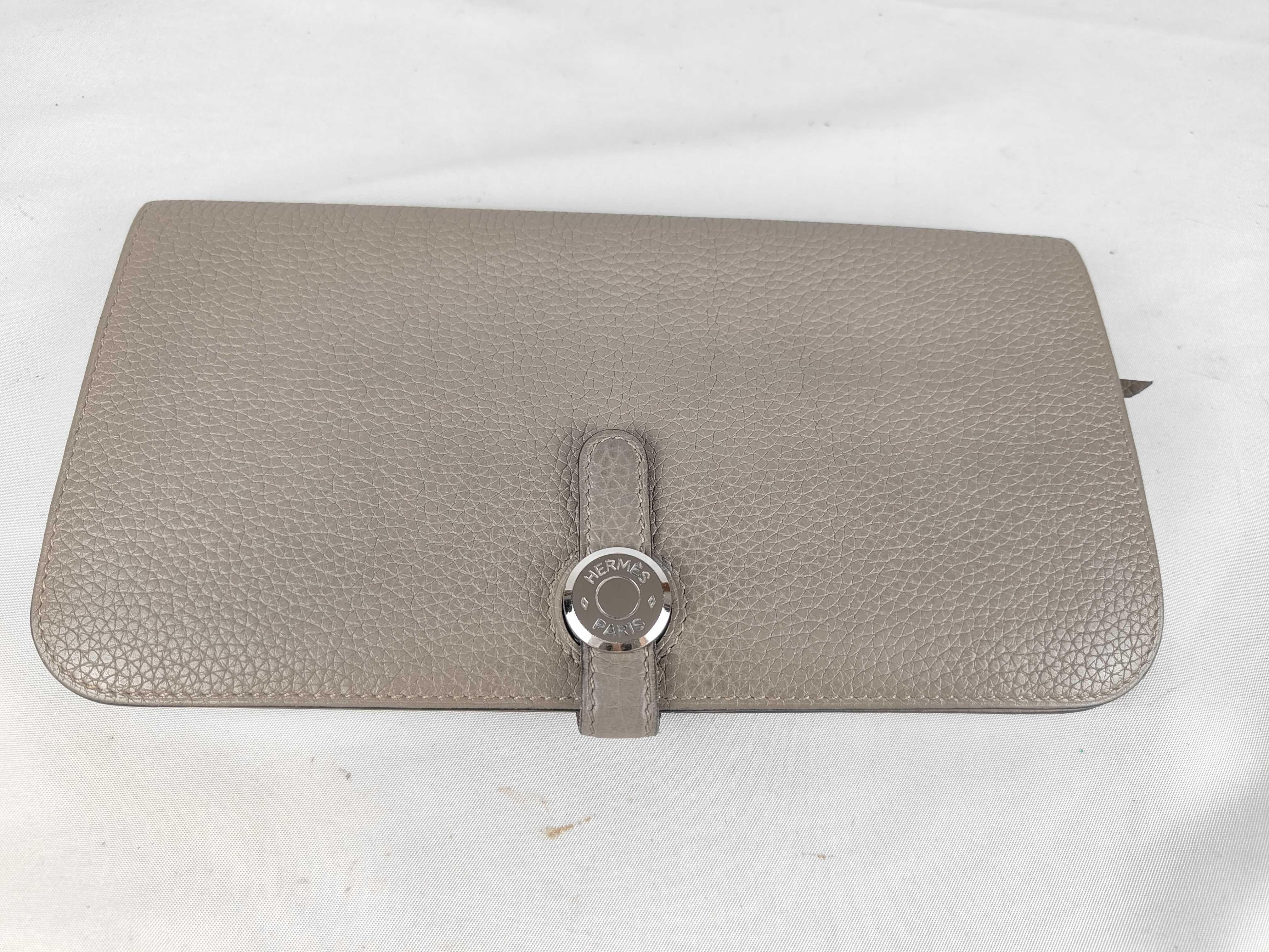 Dogon Long Etoupe Silver Hardware C Stamp Wallet with Box