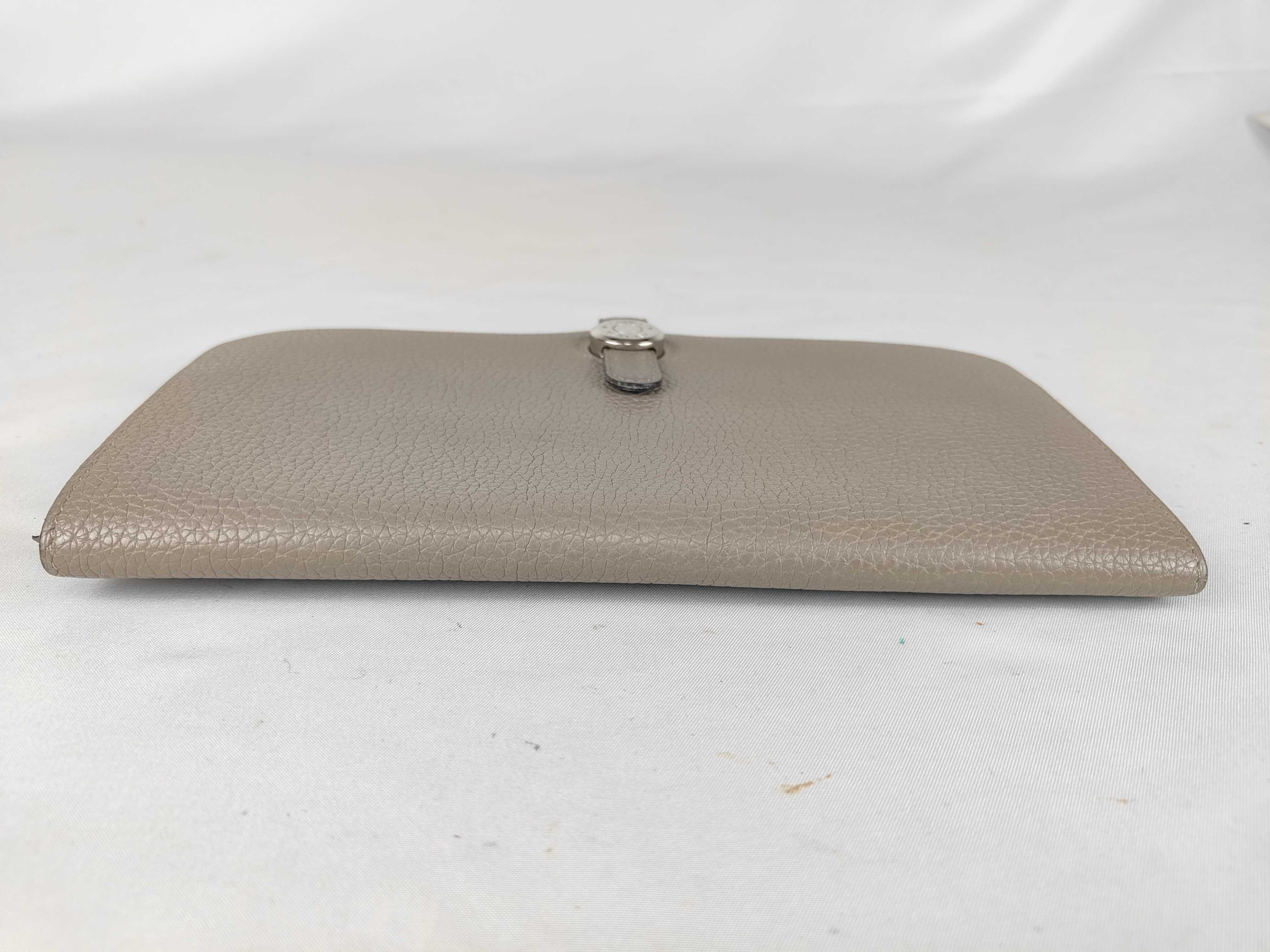 Dogon Long Etoupe Silver Hardware C Stamp Wallet with Box — view 3