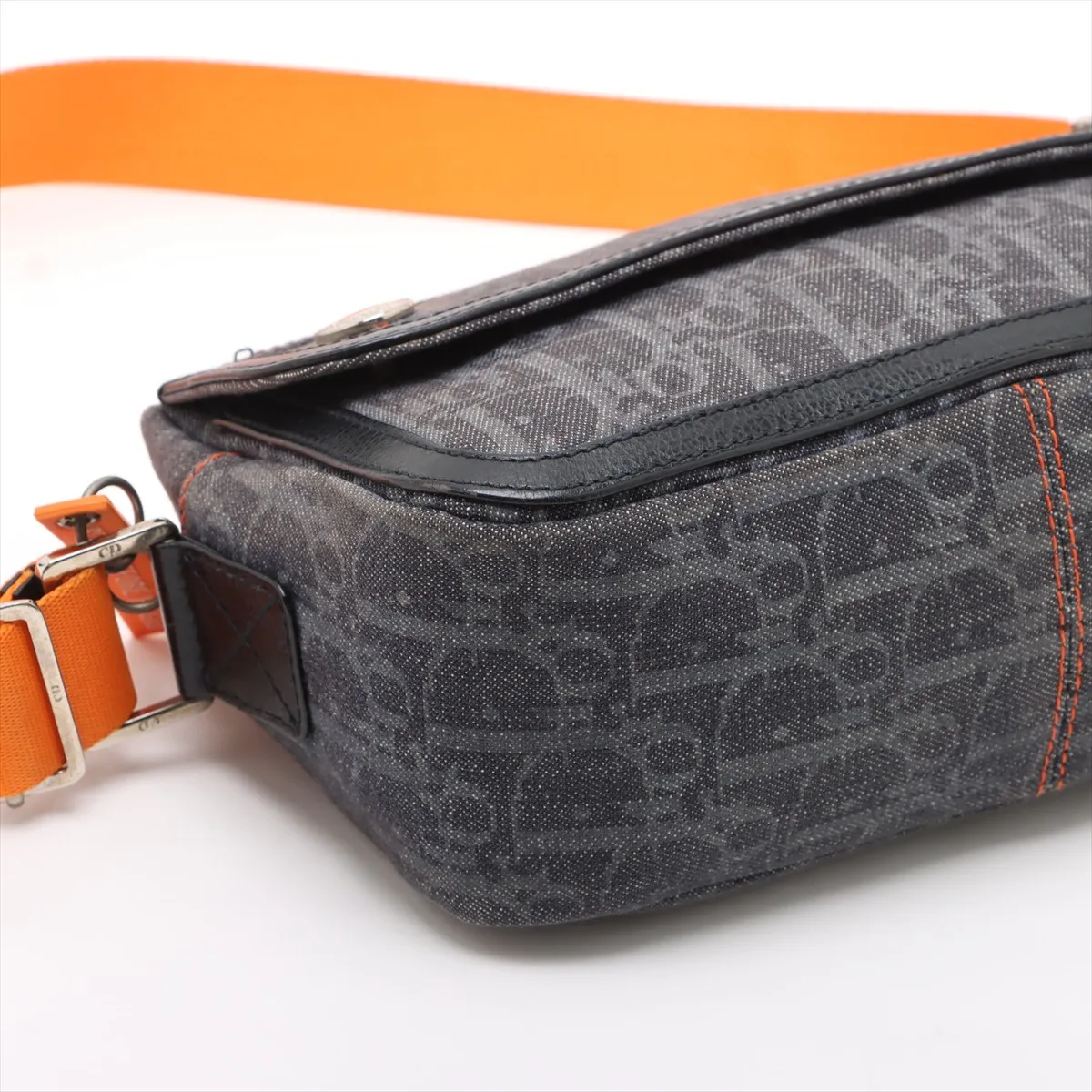 Flightline Trotter Denim x Leather Shoulder Bag Navy x Orange — view 4