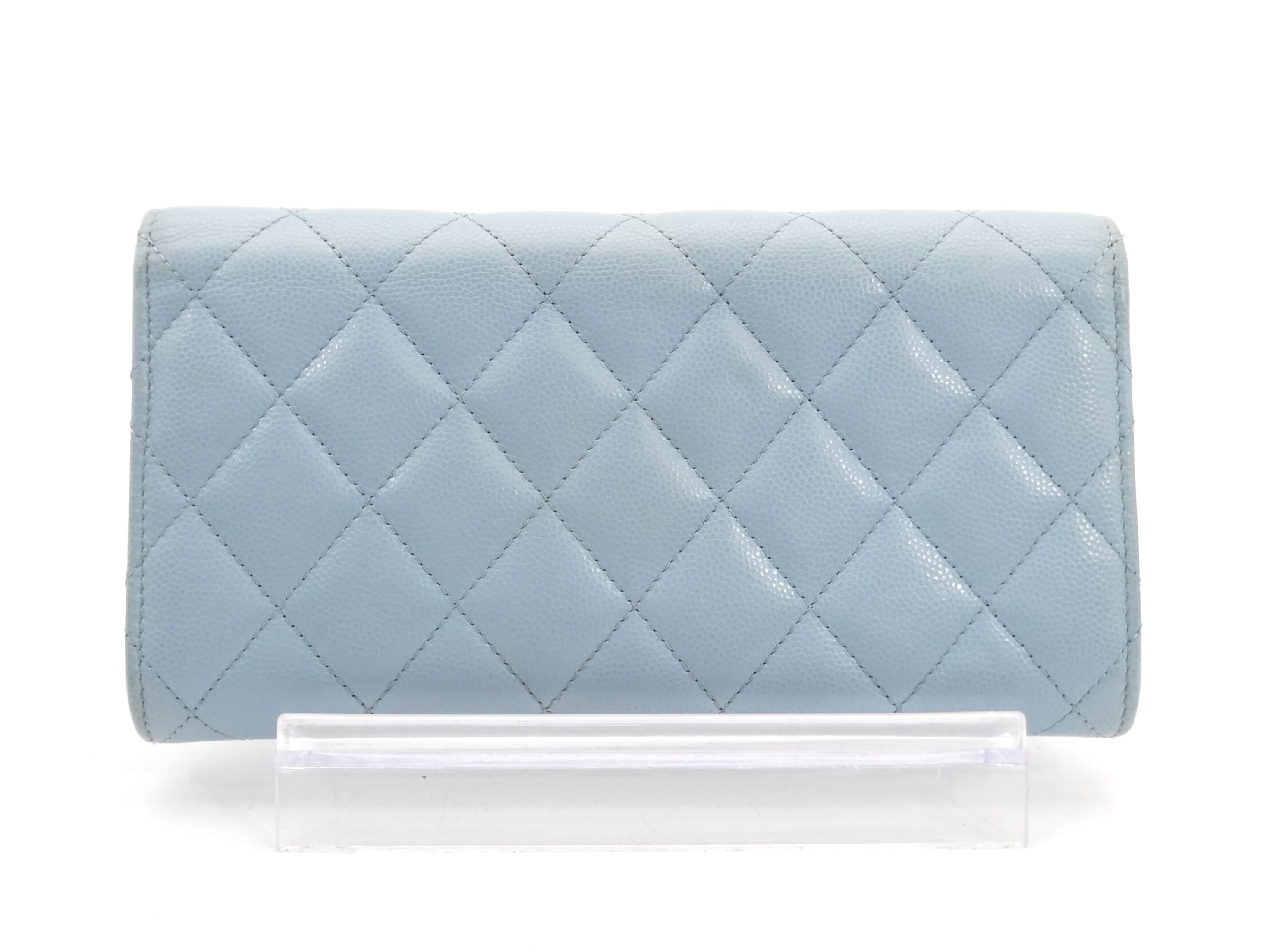 Matelassé Coco Mark Caviar Skin Wallet — view 2