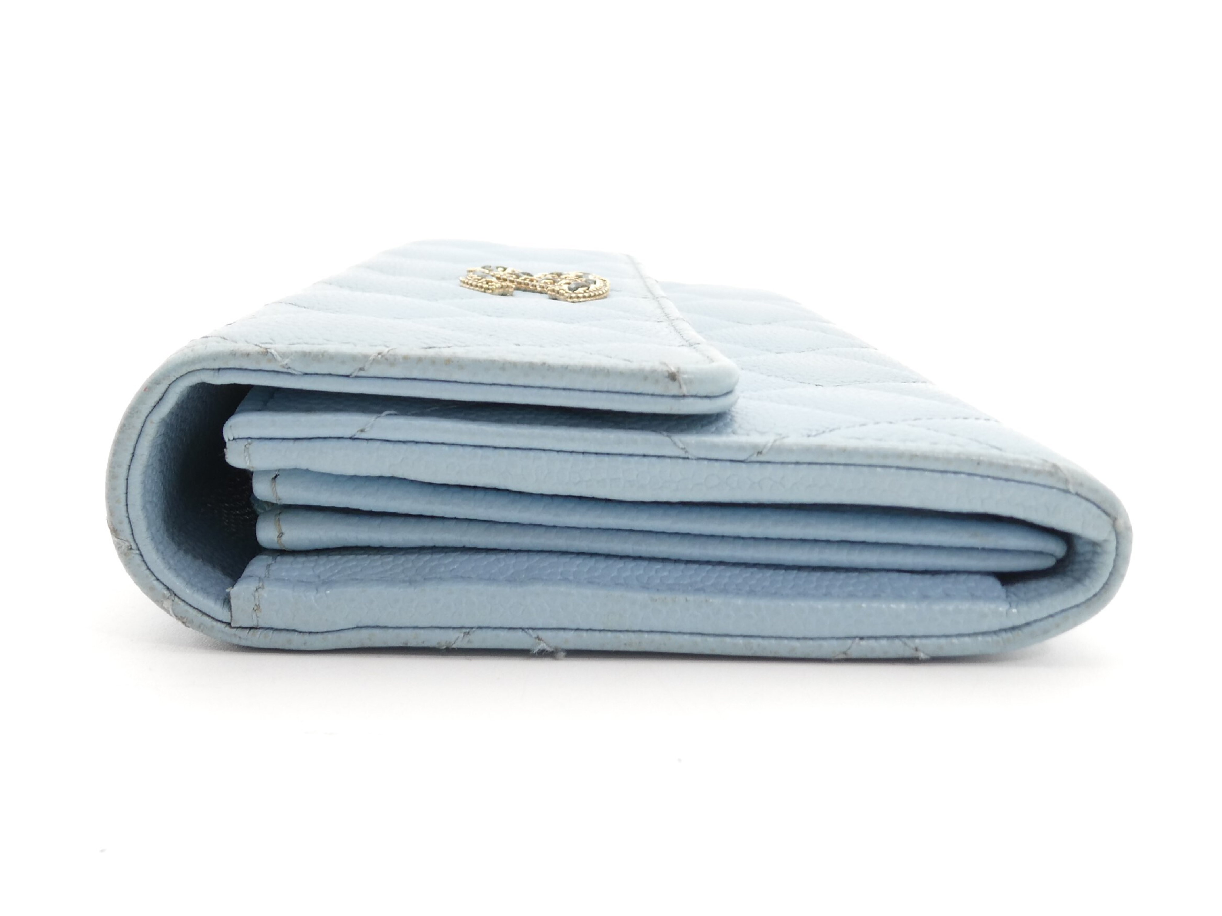 Matelassé Coco Mark Caviar Skin Wallet — view 4