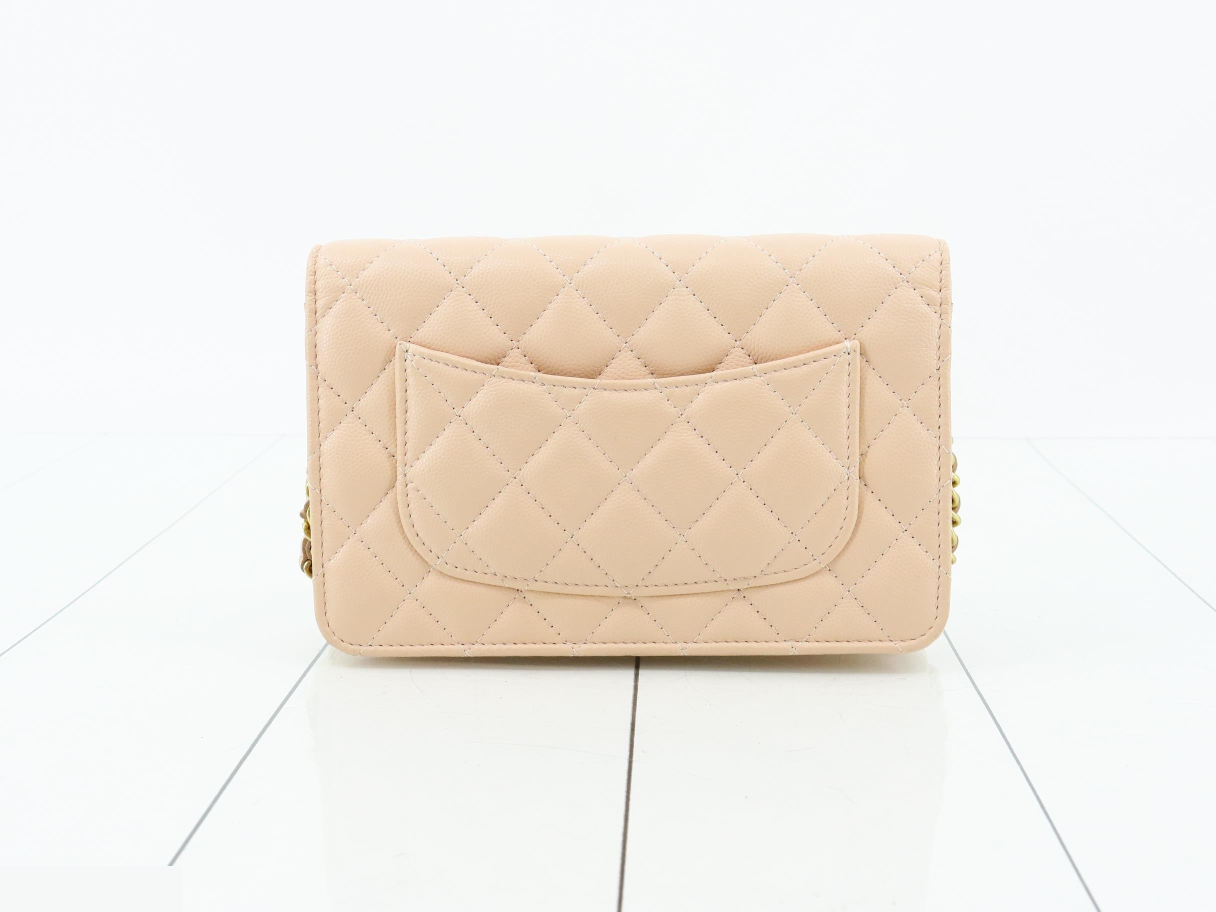 Matelassé Chain Wallet, Caviar Leather, Pink — view 2