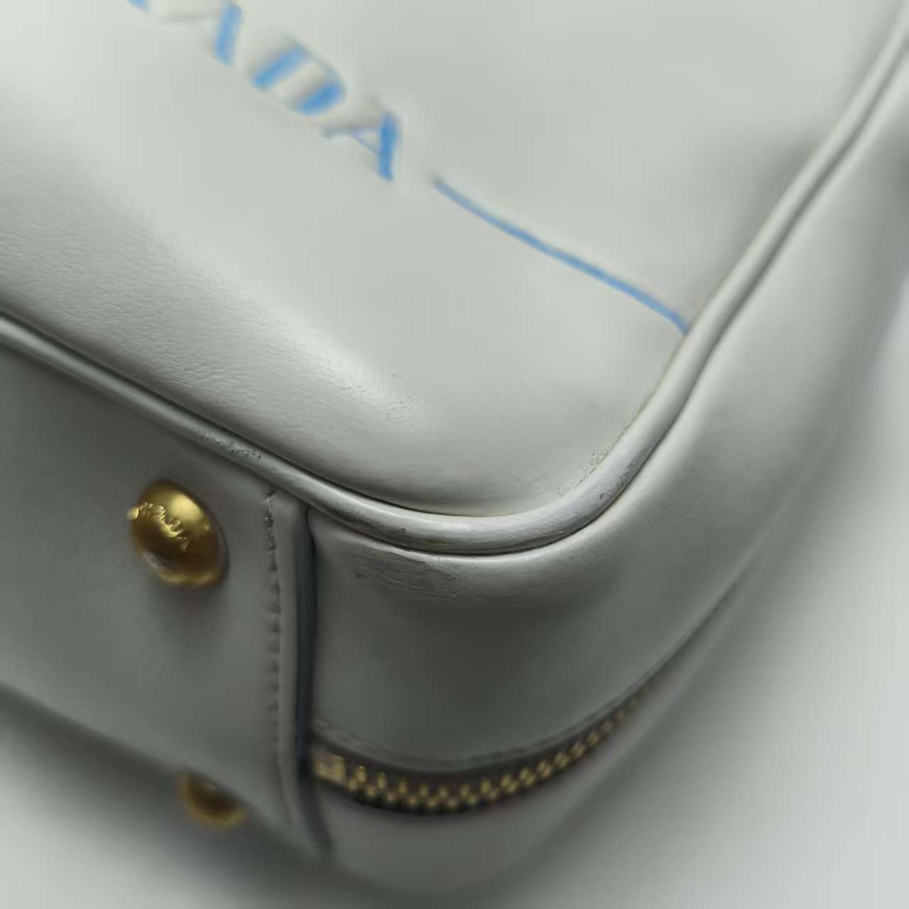 【*Shipped from: China*】PRADA Leather Shoulder Bag — view 8