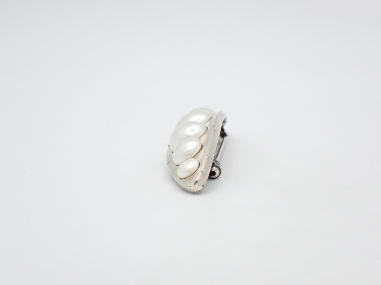 ９９Ｐ — view 3
