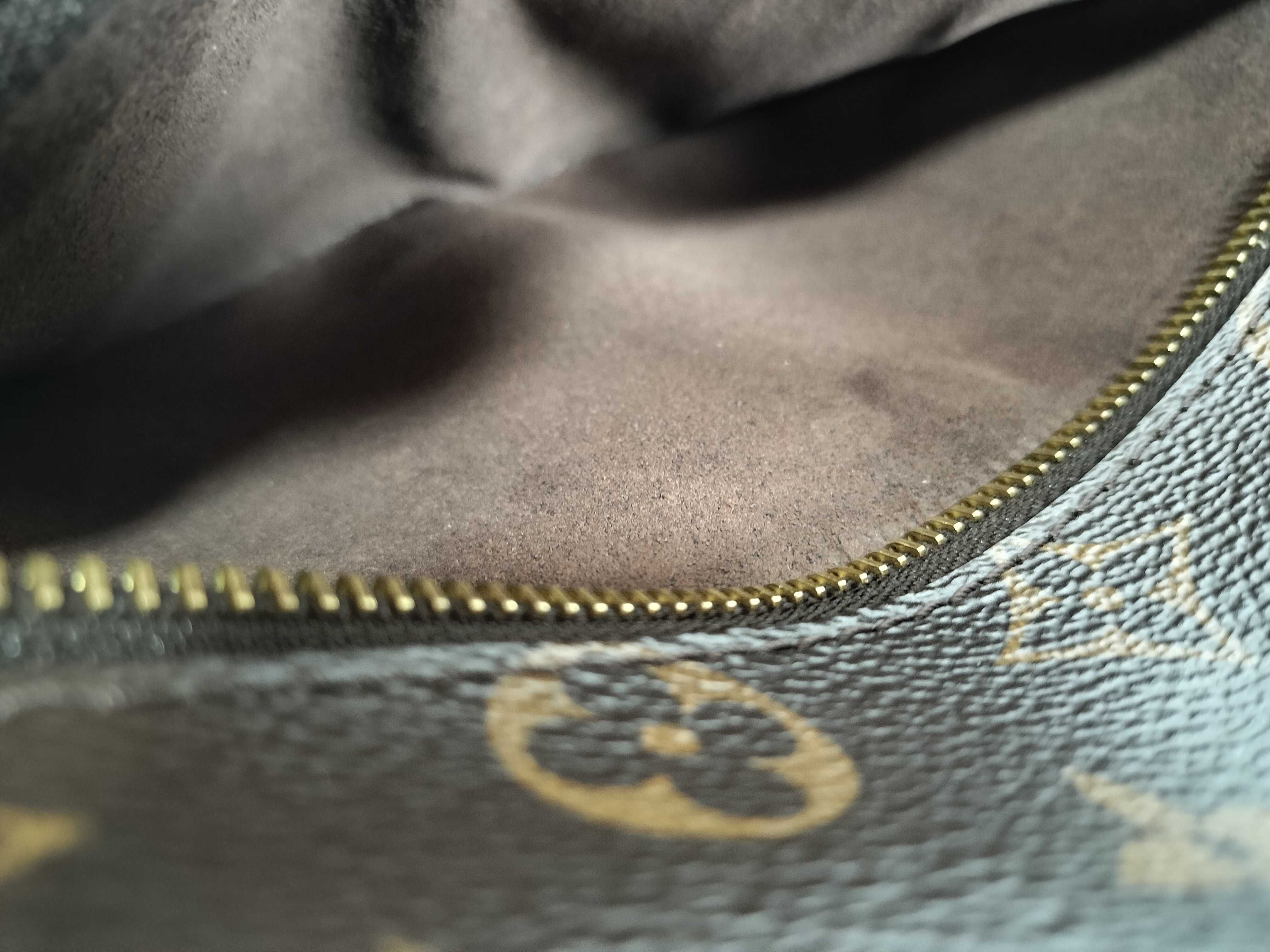 Monogram Pochette Metis Brown Gold Monogram PL0148 Handbag — view 15