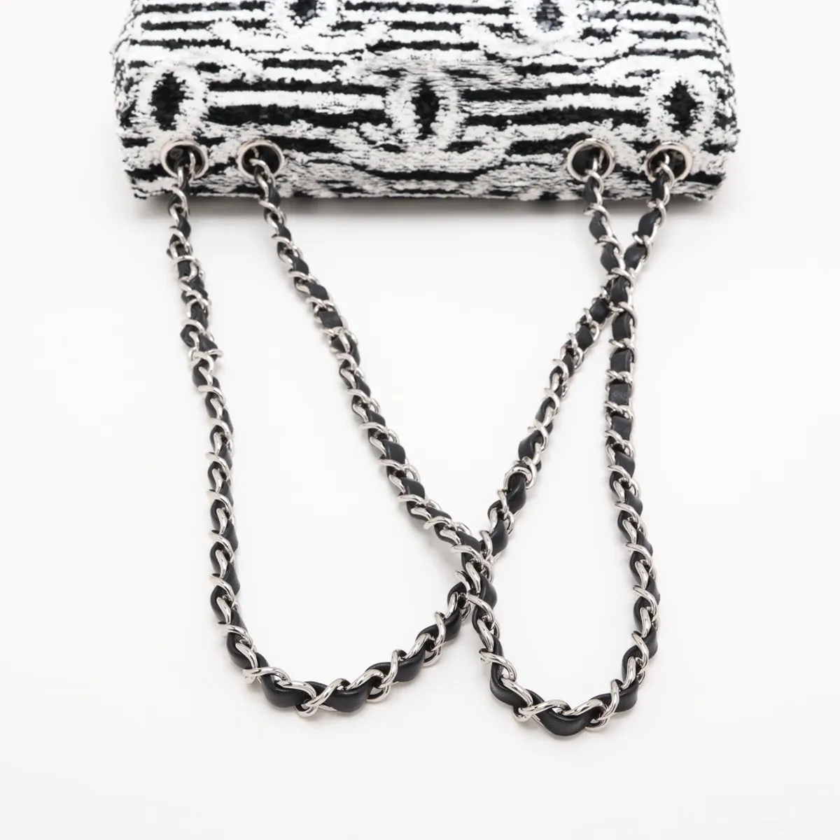 [Individually packaged] Chanel Coco Mark Sequin Single Flap Double Chain Bag White x Black T521N760 Random Plate — view 5