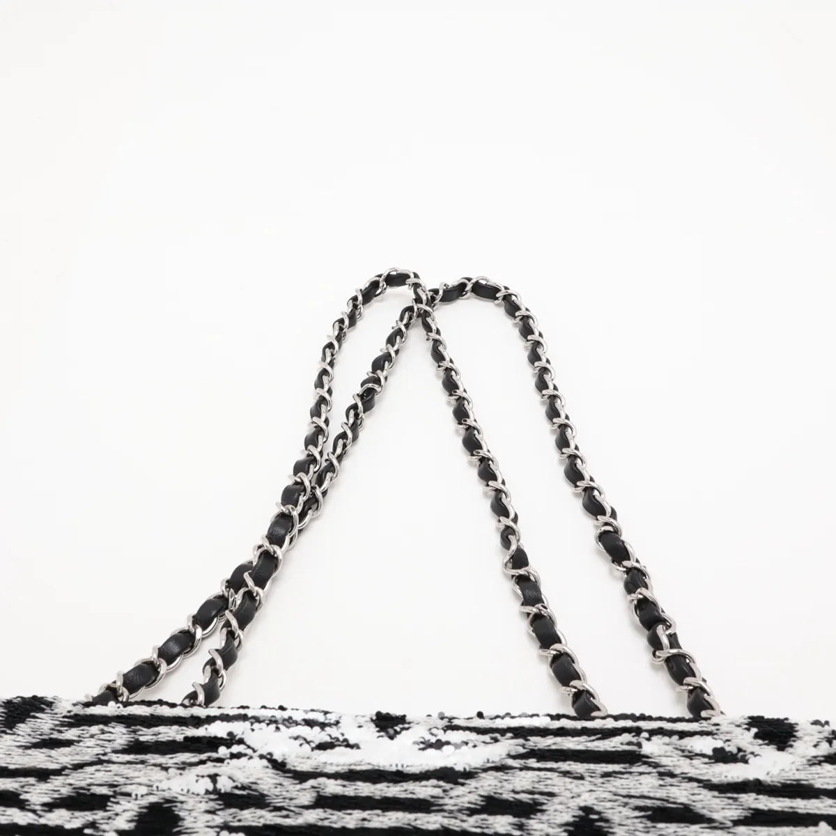 [Individually packaged] Chanel Coco Mark Sequin Single Flap Double Chain Bag White x Black T521N760 Random Plate — view 6