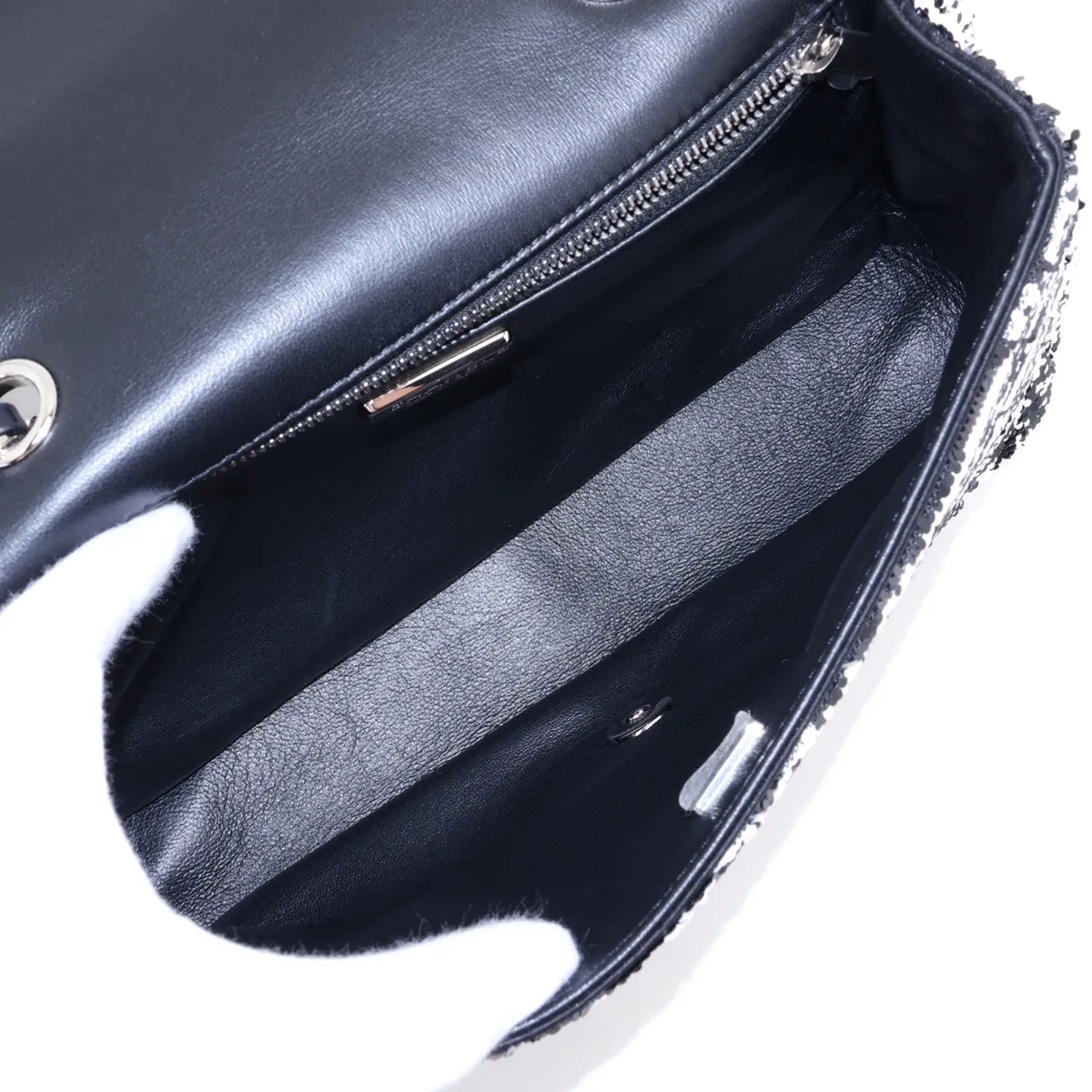 [Individually packaged] Chanel Coco Mark Sequin Single Flap Double Chain Bag White x Black T521N760 Random Plate — view 7