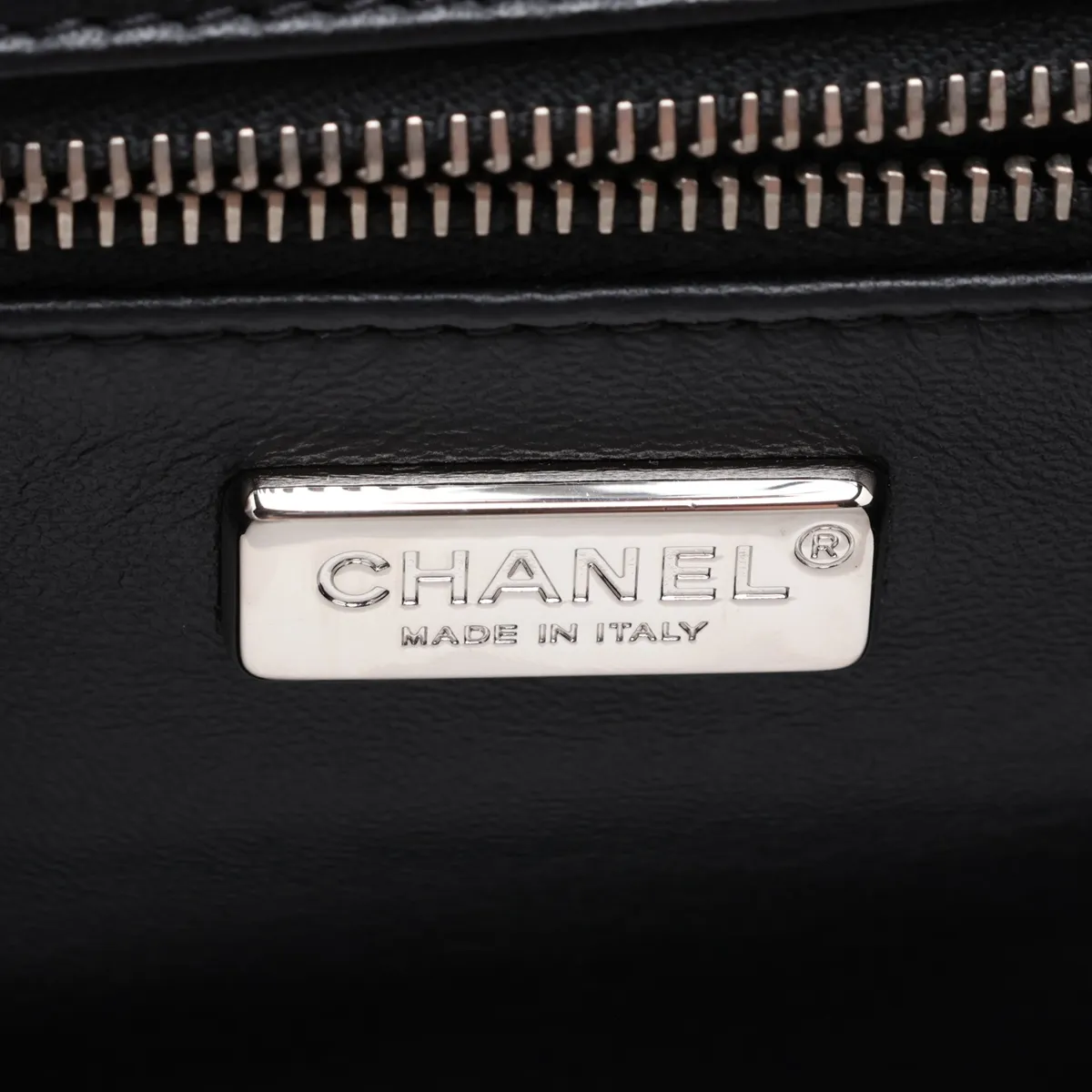 [Individually packaged] Chanel Coco Mark Sequin Single Flap Double Chain Bag White x Black T521N760 Random Plate — view 9