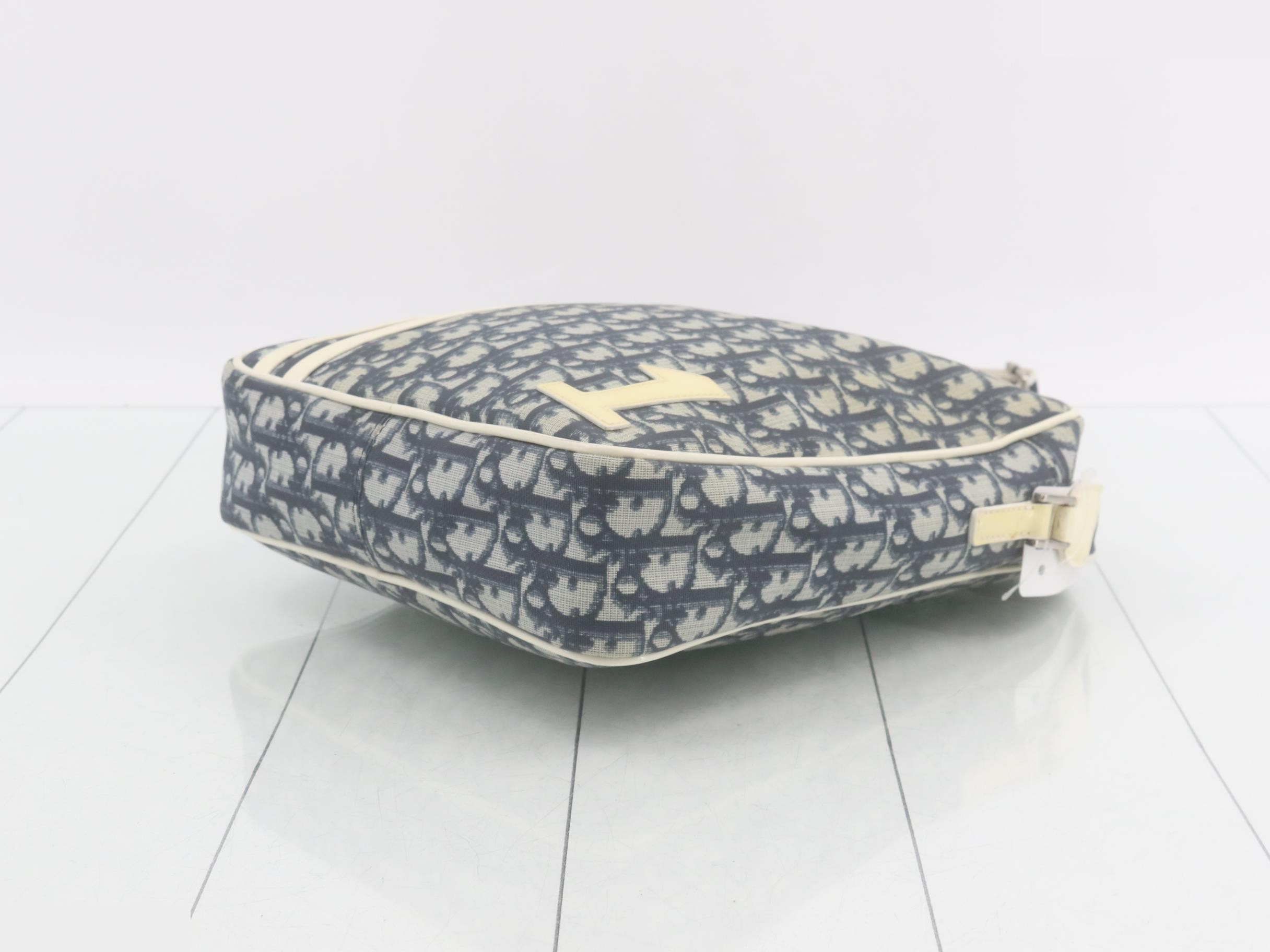 Trotter Shoulder Bag — view 6