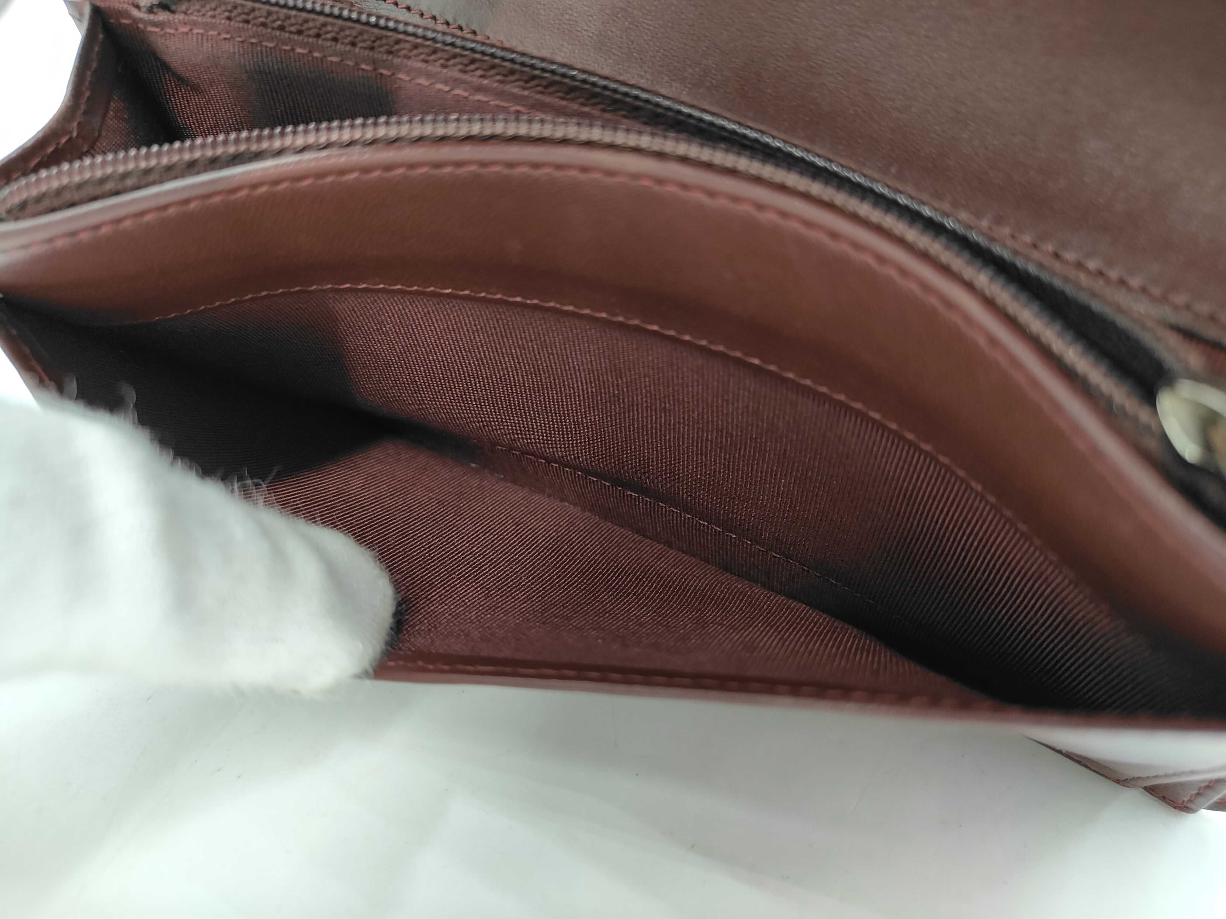 Matelassé Lambskin Bi-fold Wallet, Black — view 10