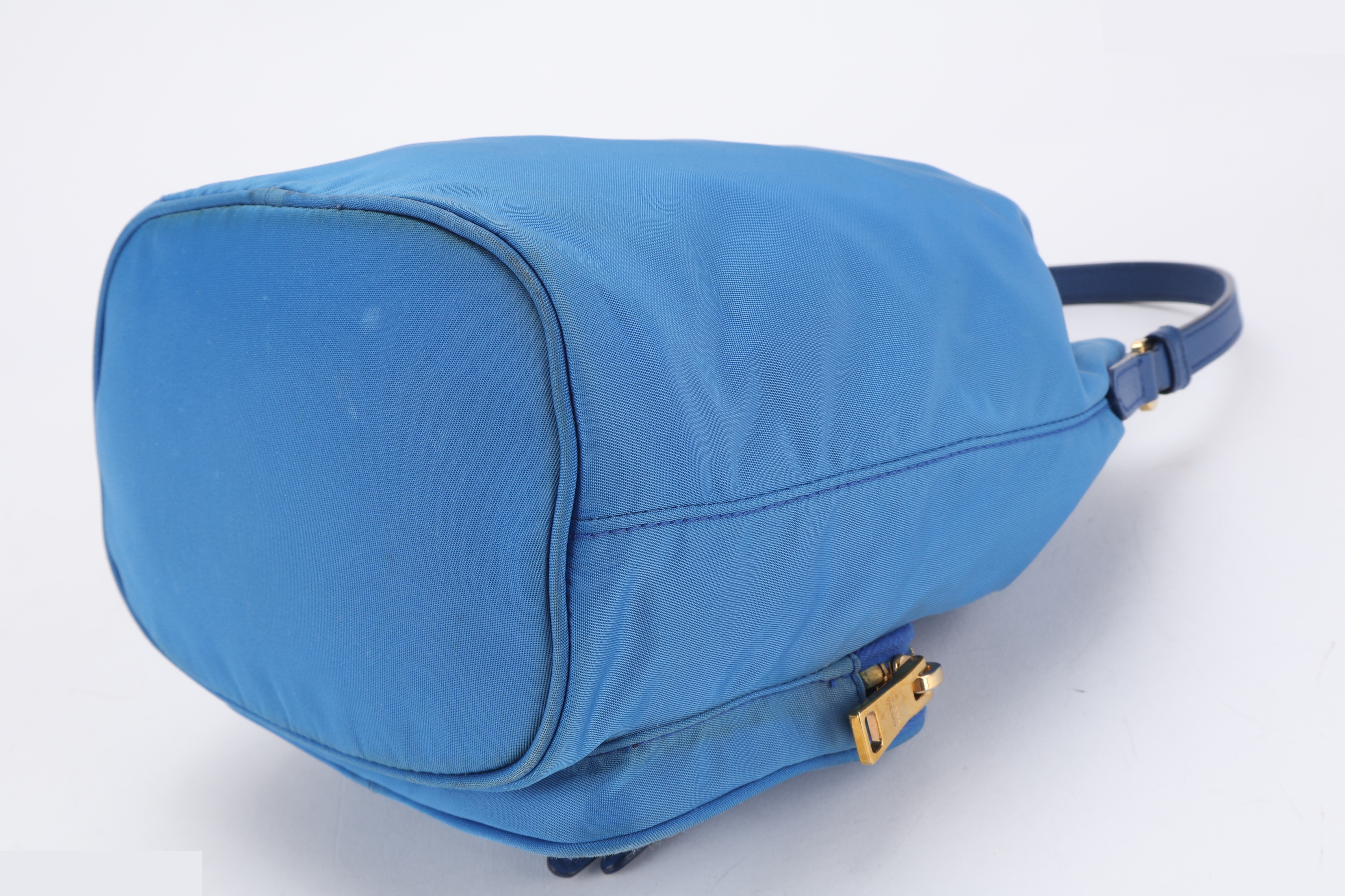 DUET RE-NYLON BLUE TESSUTO BUCKET BAG — view 4