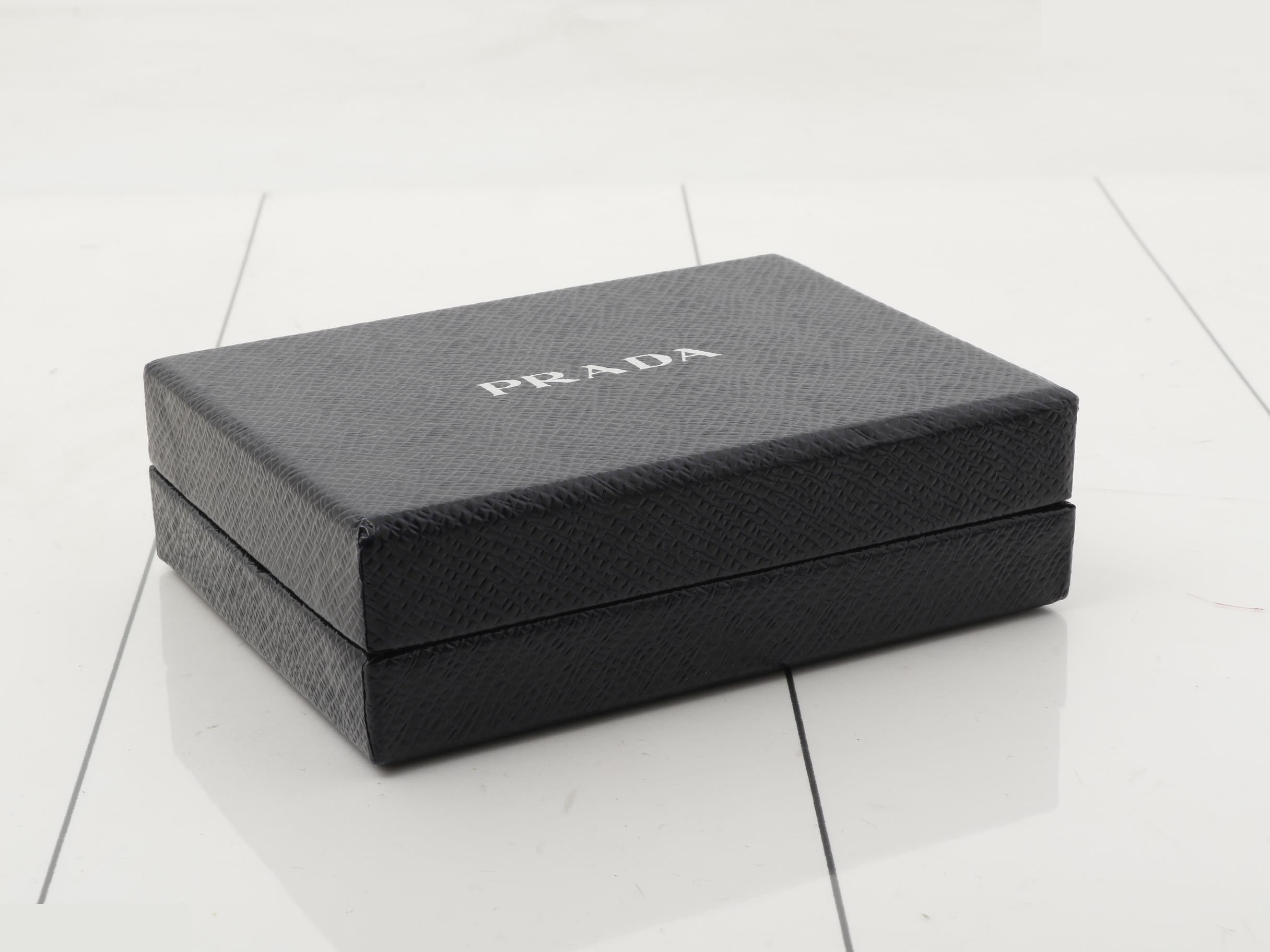 Saffiano card case, black — view 5