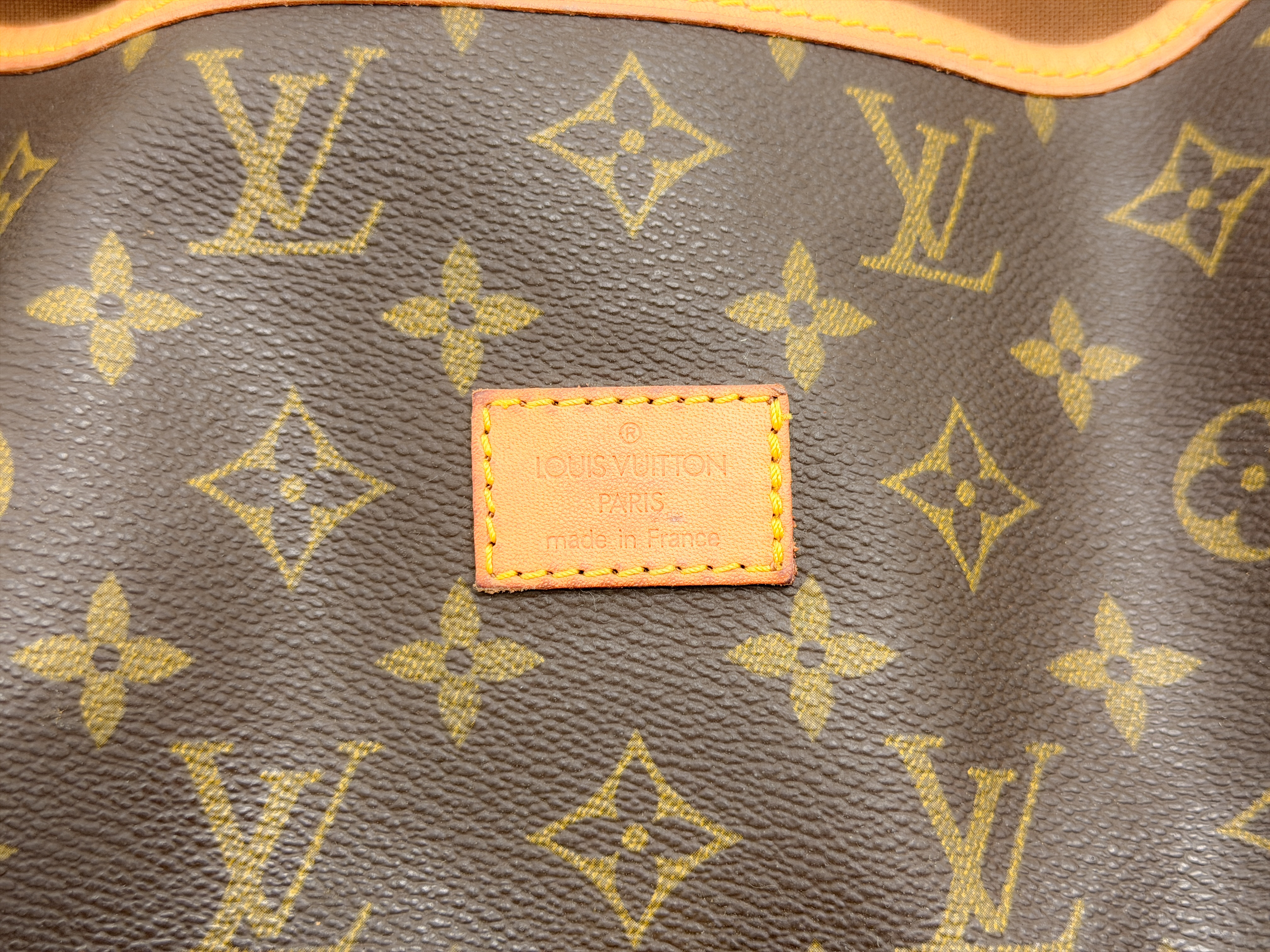 Monogram M42256 Saumur 30 AR0913 Shoulder Bag — view 15