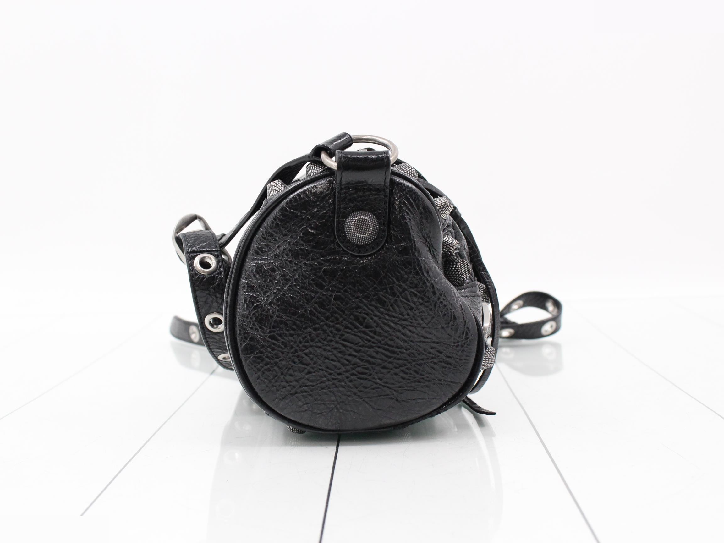 Lucagol Cylinder Leather Shoulder Bag — view 4