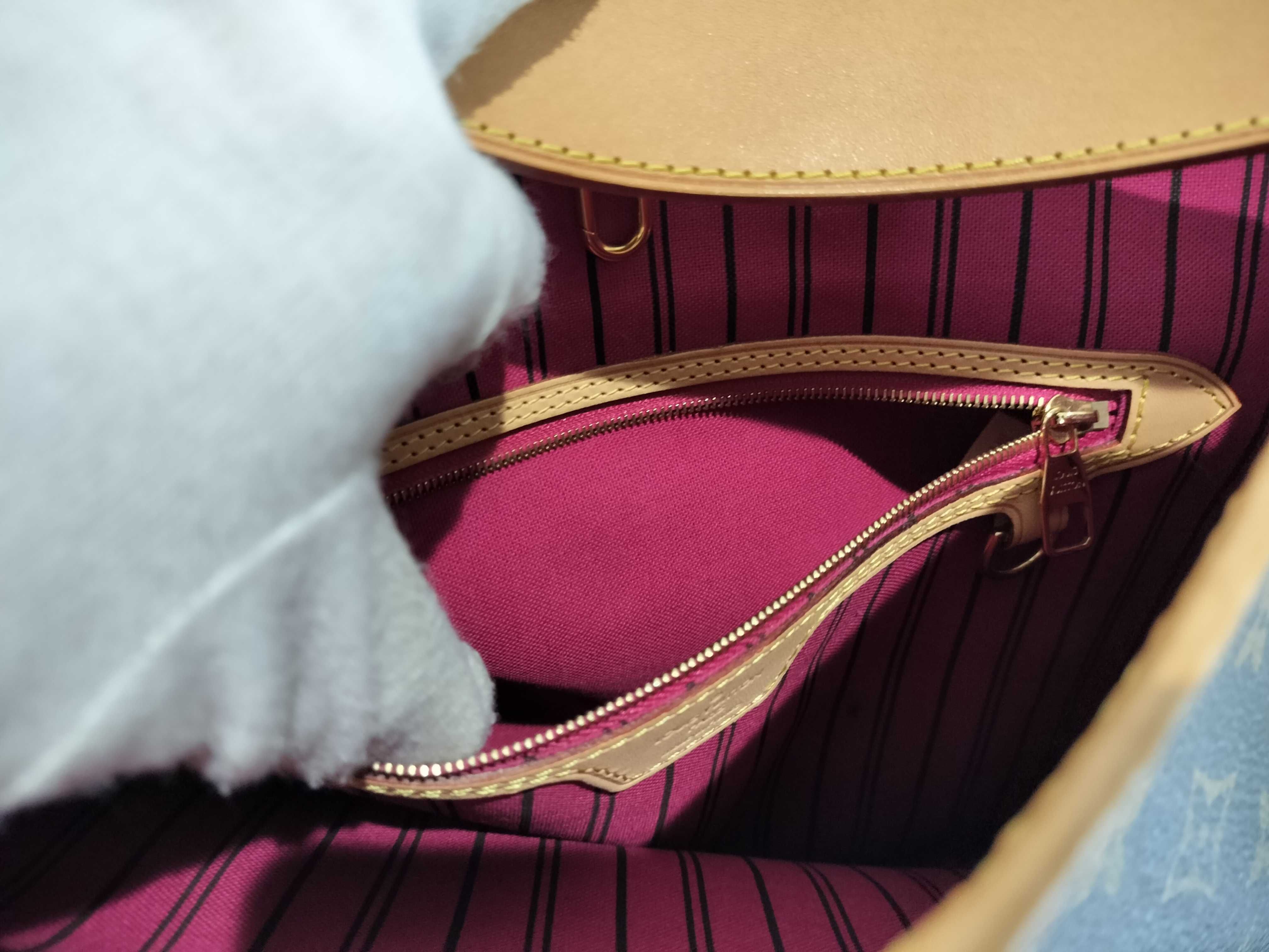 Monogram Louis Vuitton Monogram Delightful Pivoine Shoulder Bag — view 9