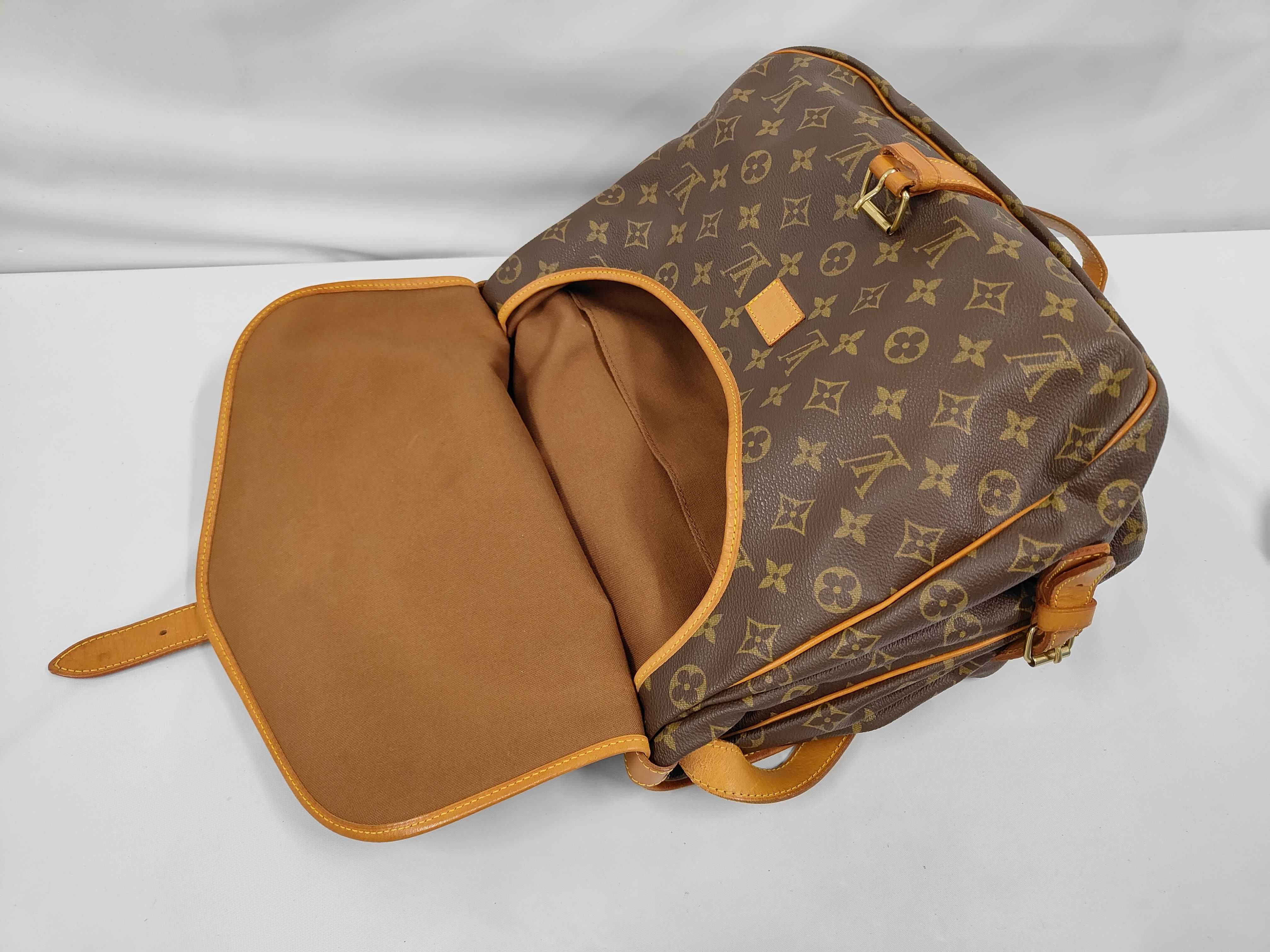 bag, Louis Vuitton Saumur 35 shoulder bag. — view 9