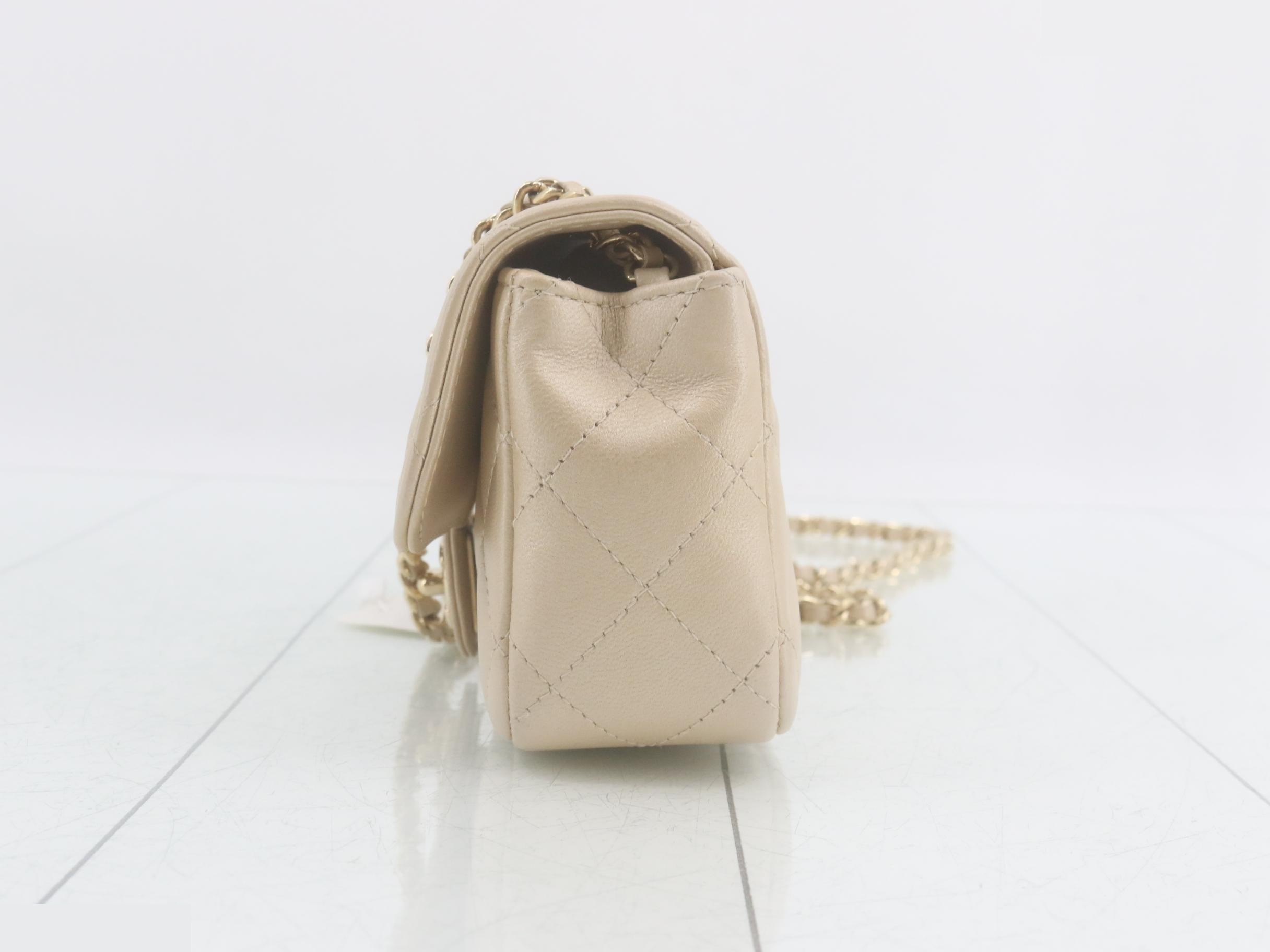 Matelassé Leather Chain Shoulder Bag — view 3
