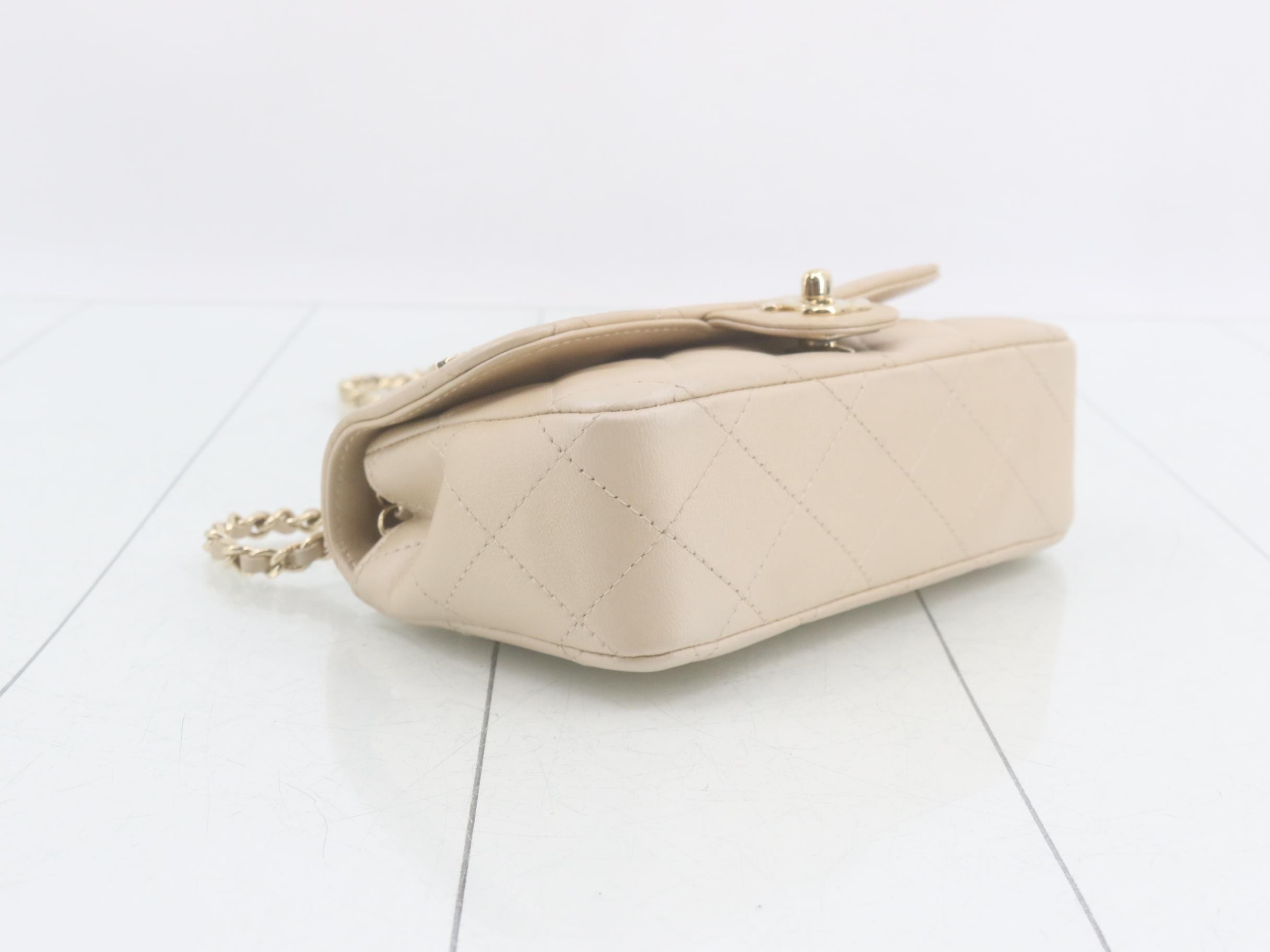 Matelassé Leather Chain Shoulder Bag — view 5