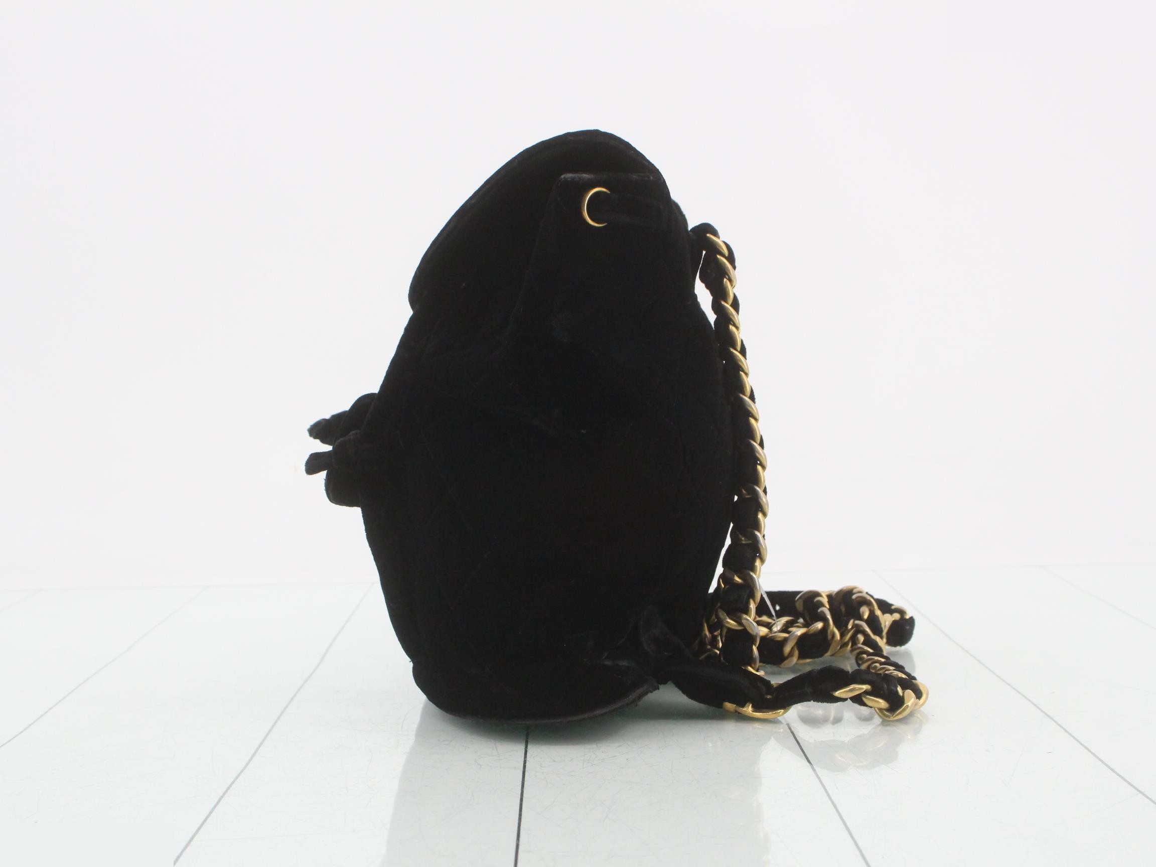 Matelassé Velour Turnlock Chain Backpack — view 3