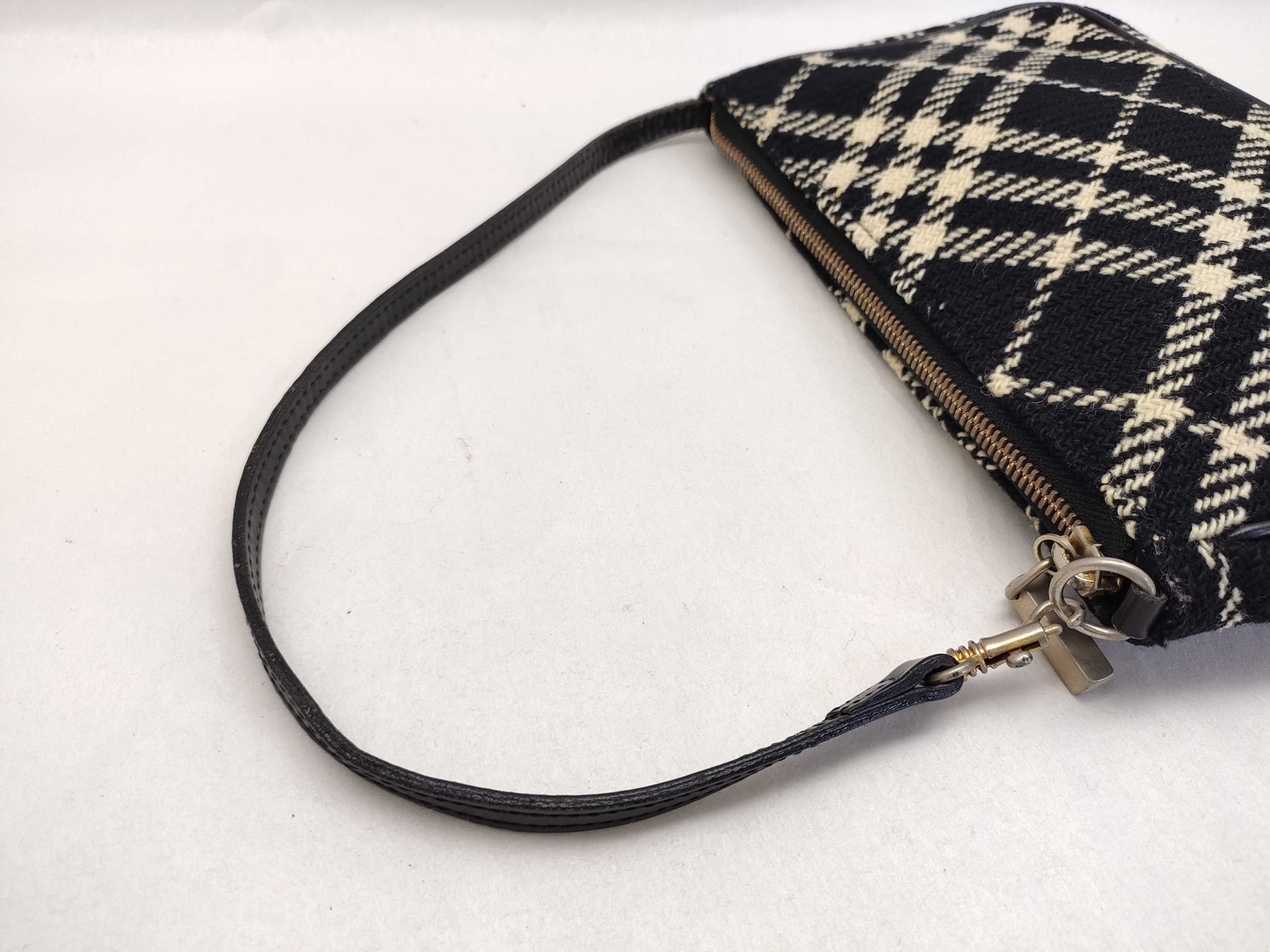 Wool Nova Check Black One-Shoulder Bag Accessory Pouch Handbag Pouch — view 3