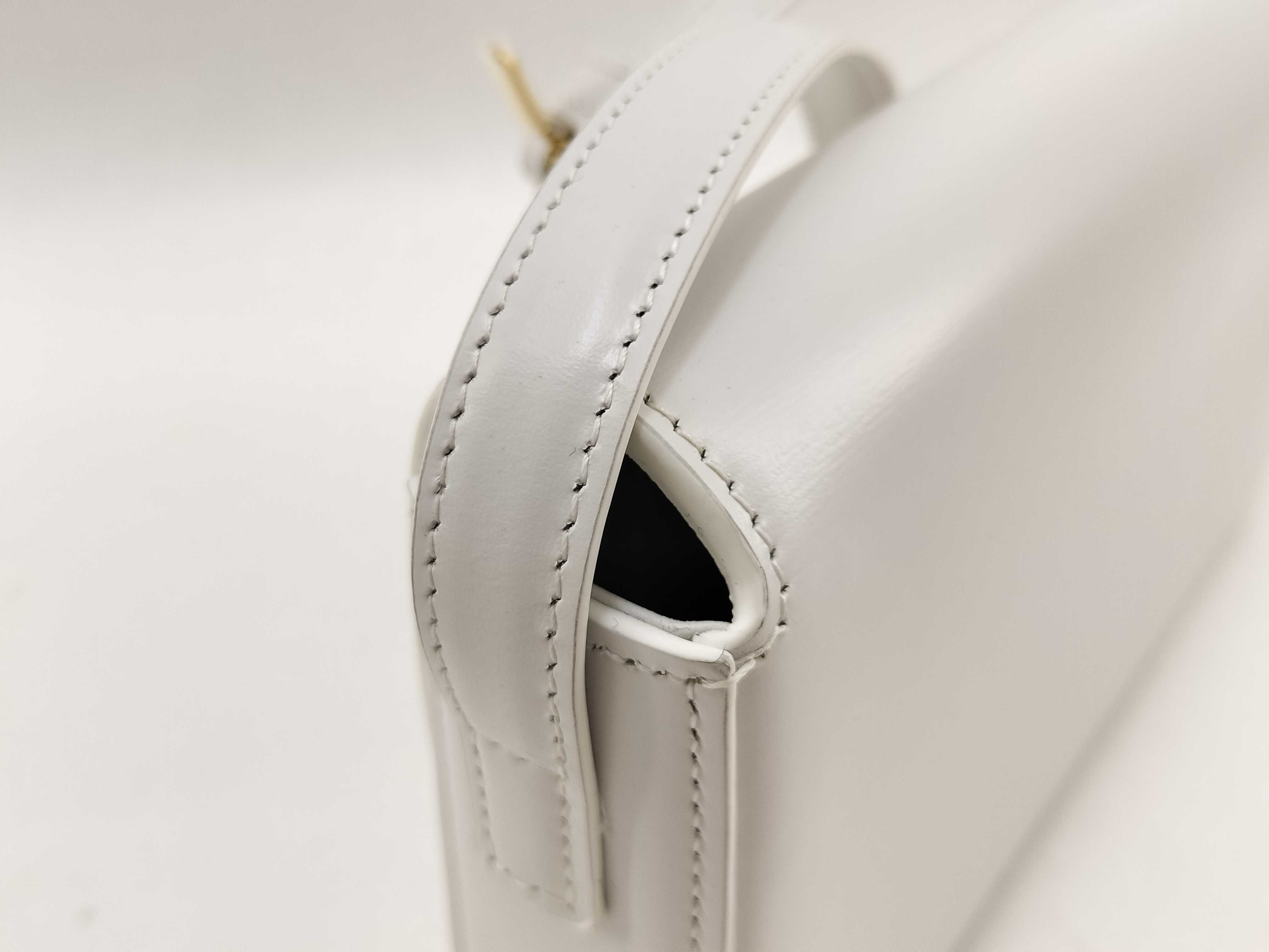 Unused Claude Shoulder Bag — view 6
