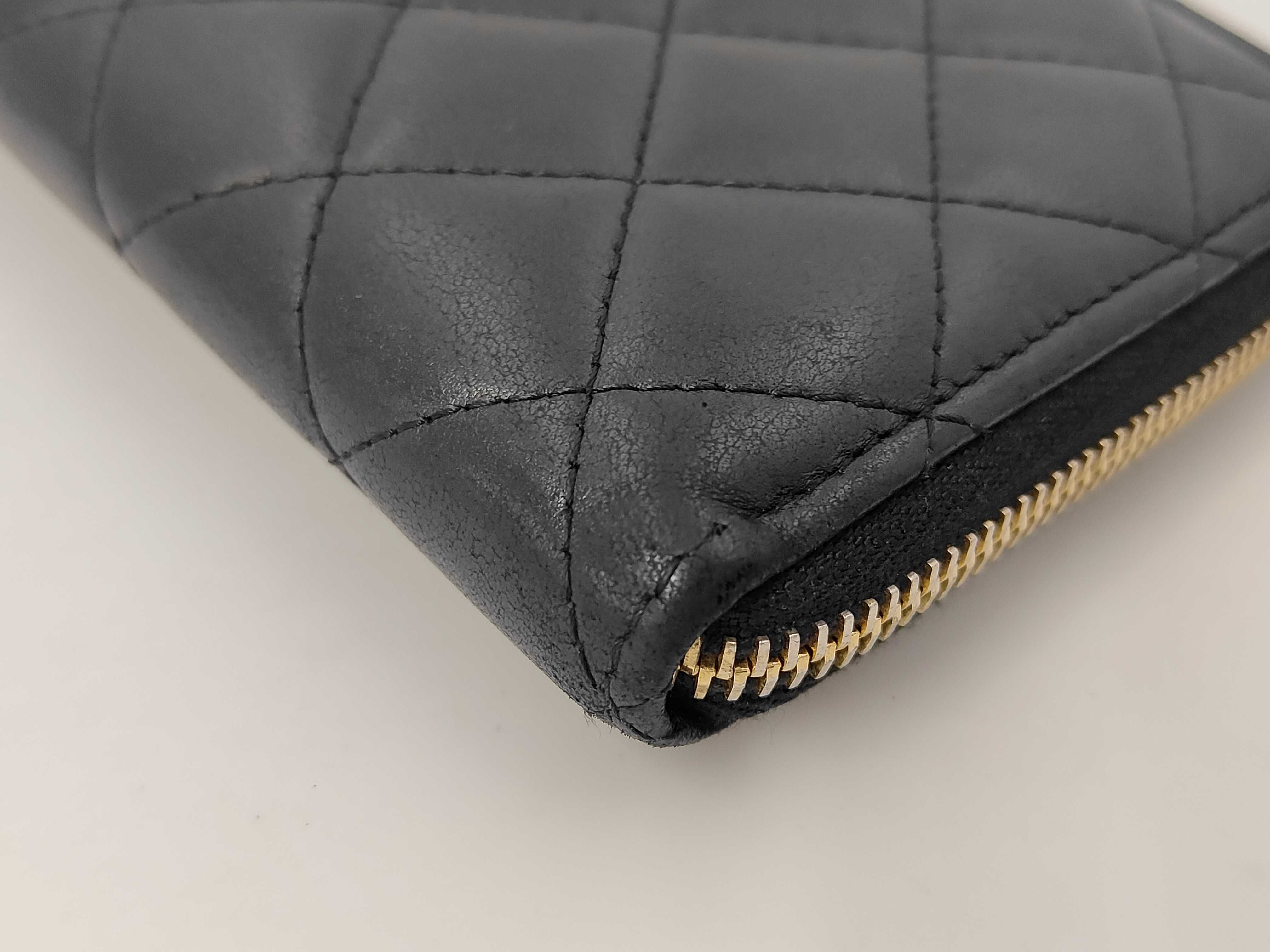 Matelassé Round Zip Long Wallet — view 3